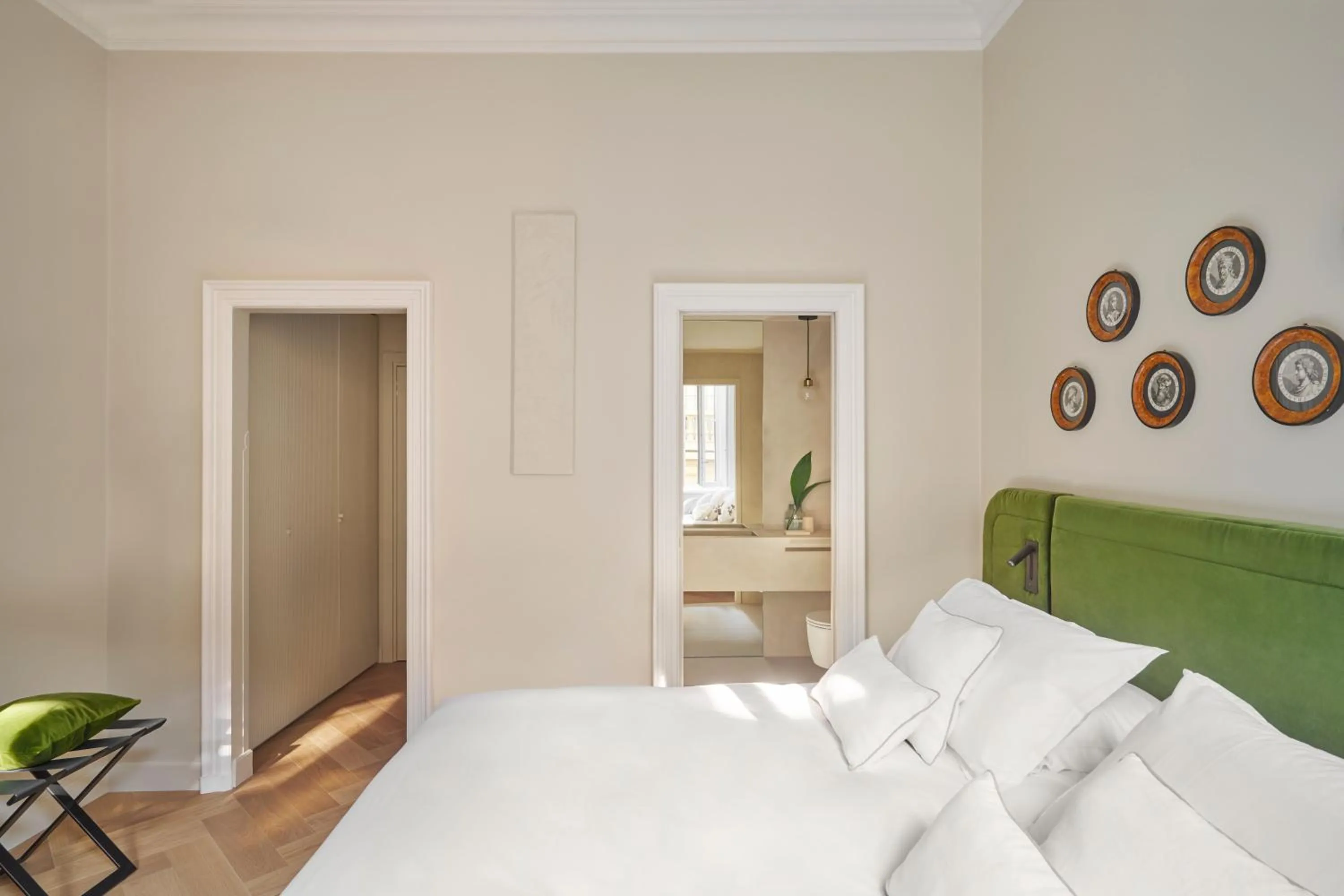 Bed in Crossing Manzoni