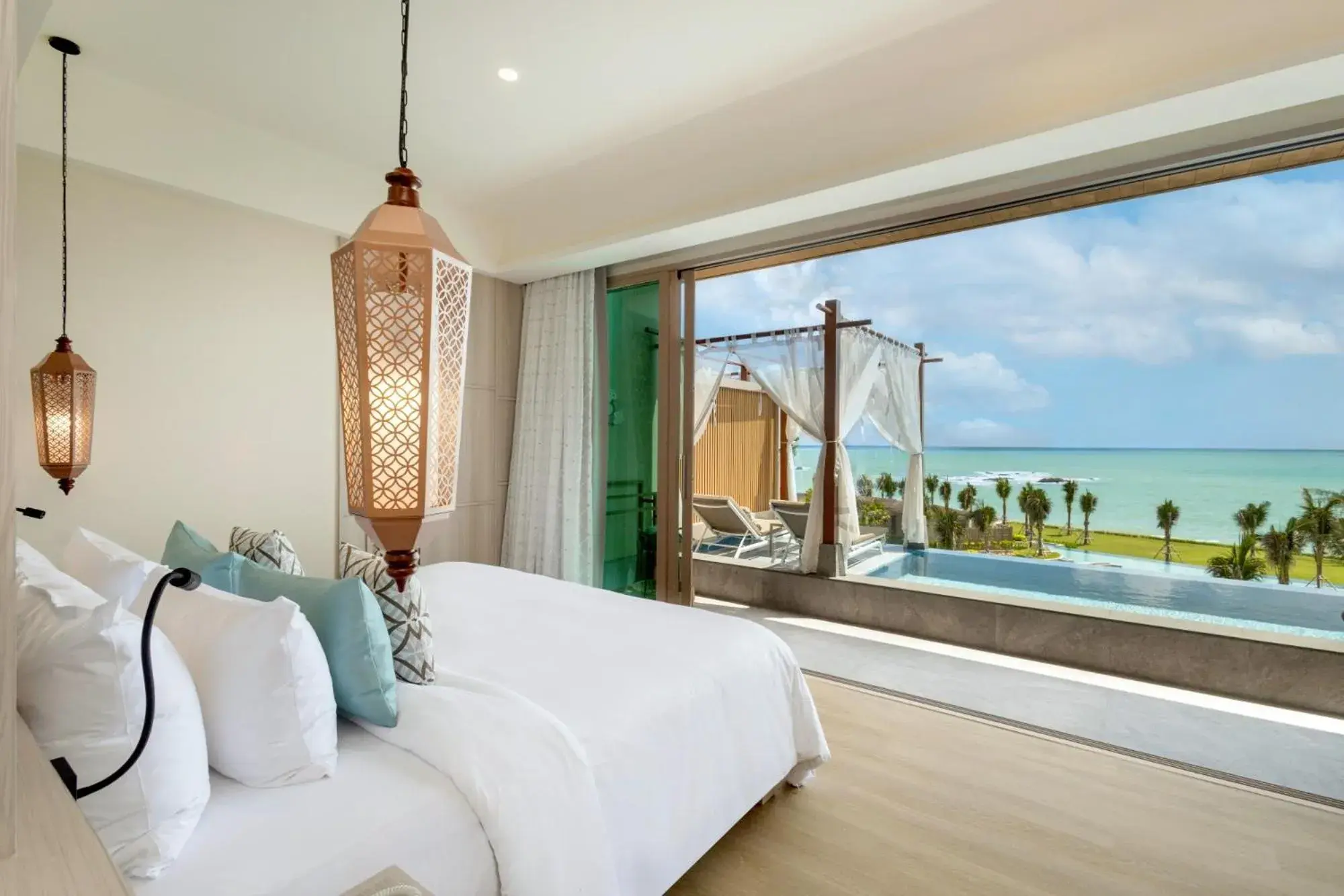 Seaview Pool Suite in The Little Shore Khao Lak by Katathani Seaview Pool Suite in The Little Shore Khao Lak by Katathani