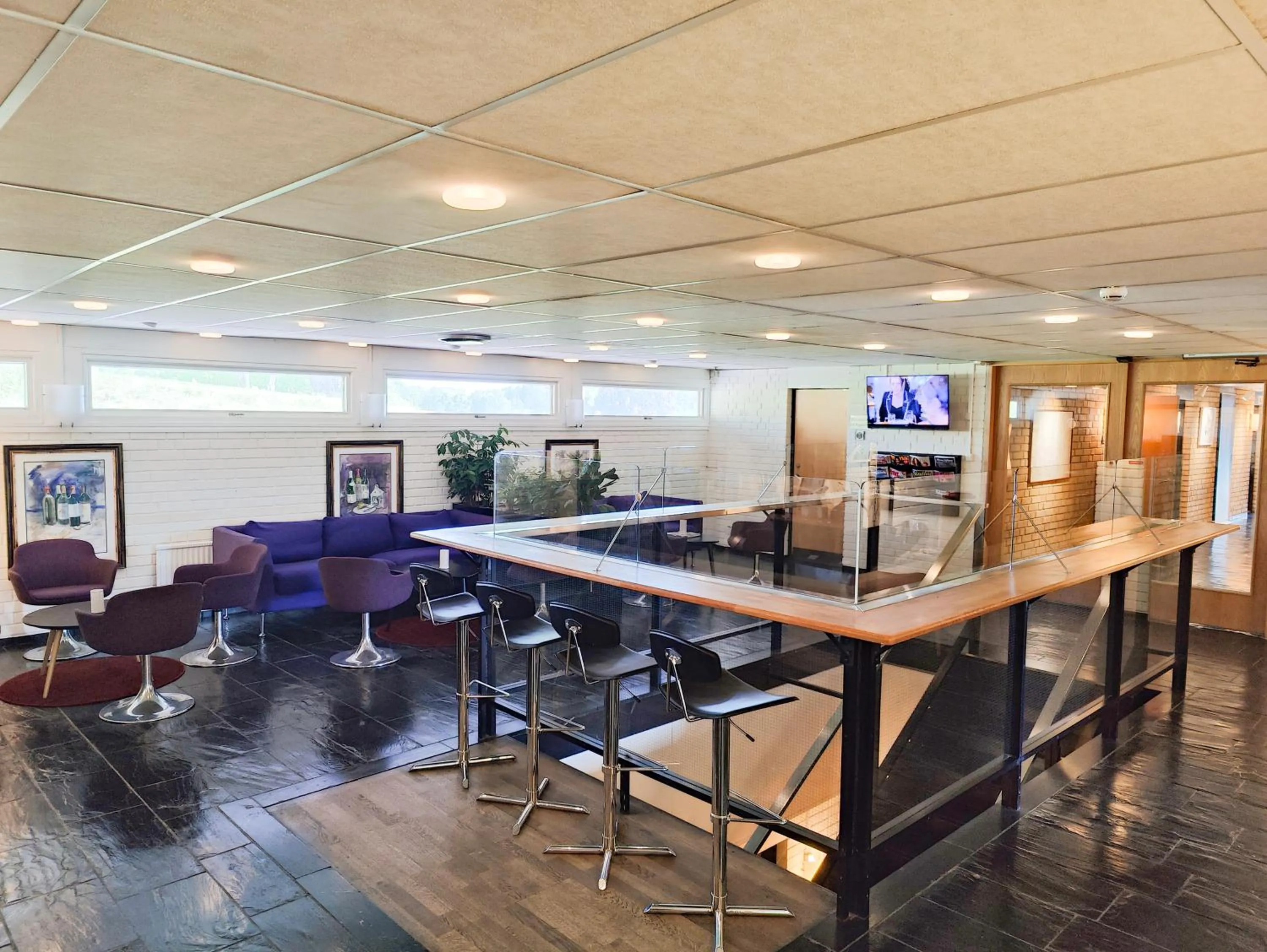 Skåvsjöholm, hotell & konferens