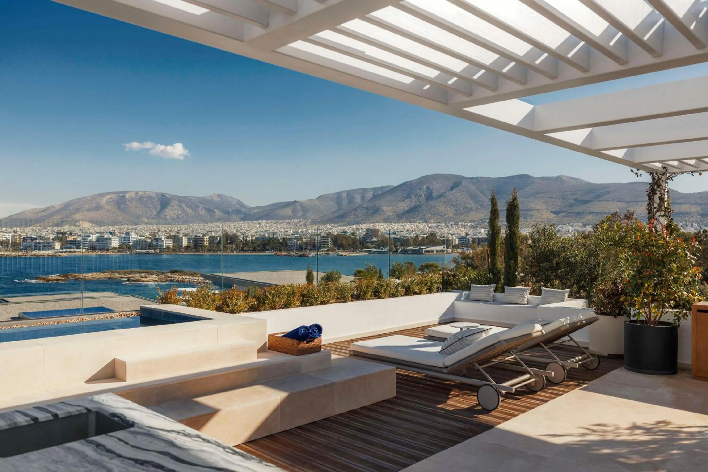 Bedroom in One&Only Aesthesis, Athens