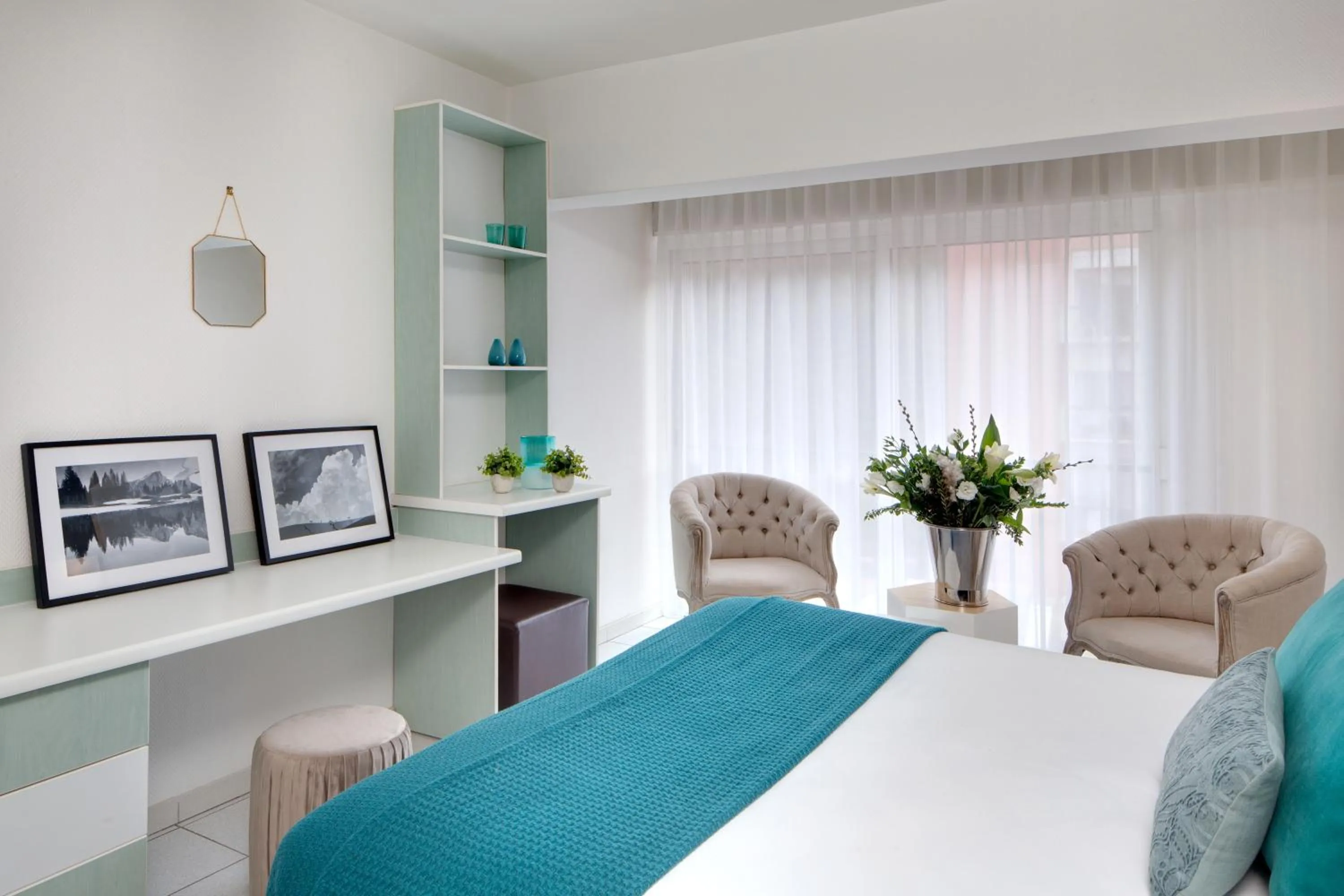 Photo of the whole room, Bed in Hôtel Les Sources