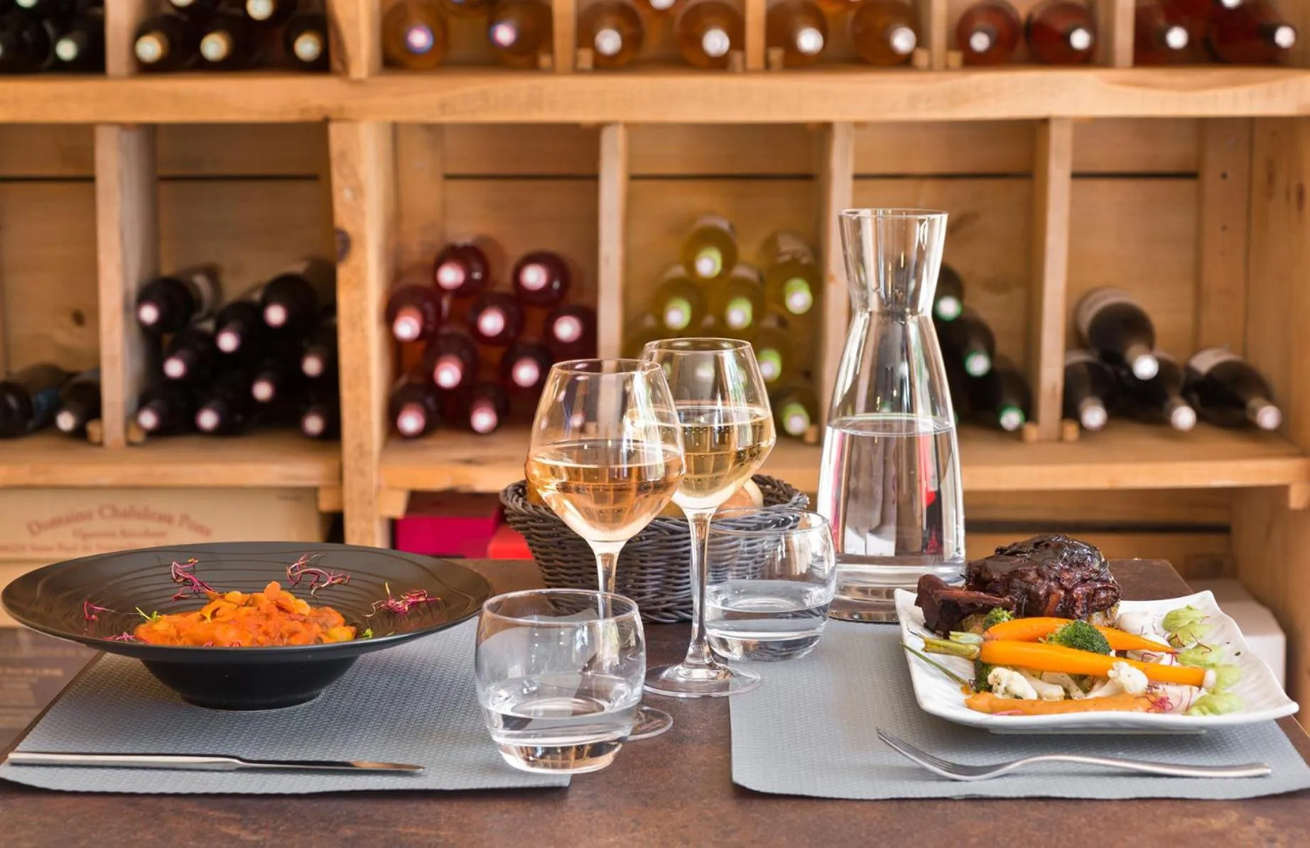 Restaurant/places to eat in Hôtel Les Sources