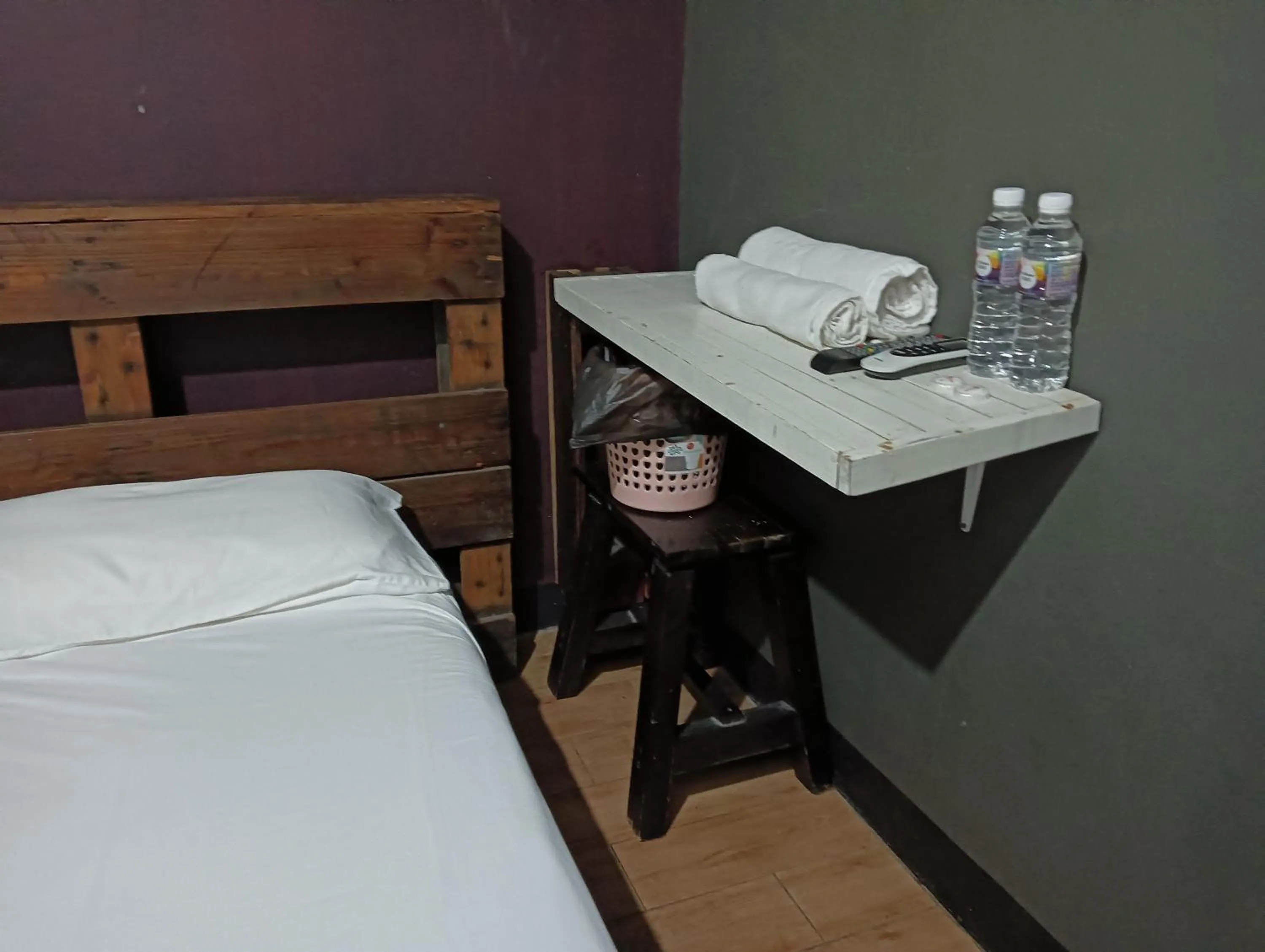 Bedroom, Bed in Hotel O Hi Inn 2