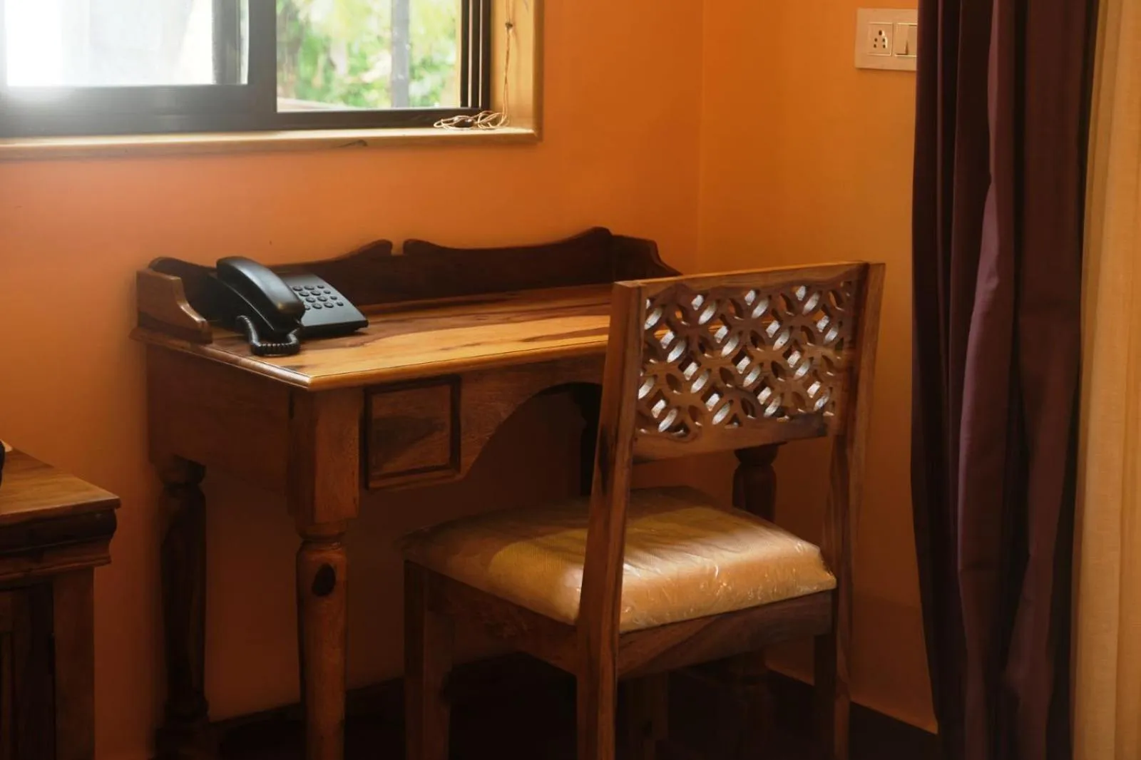 hair dresser in Atmani waterfront resort