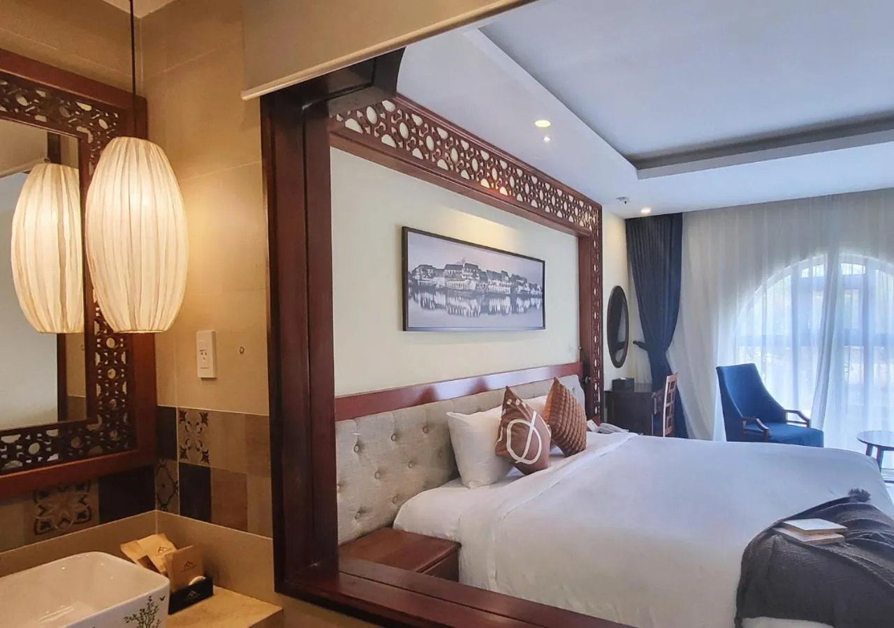 Bed in My Son Boutique Hotel & Spa Hoi An