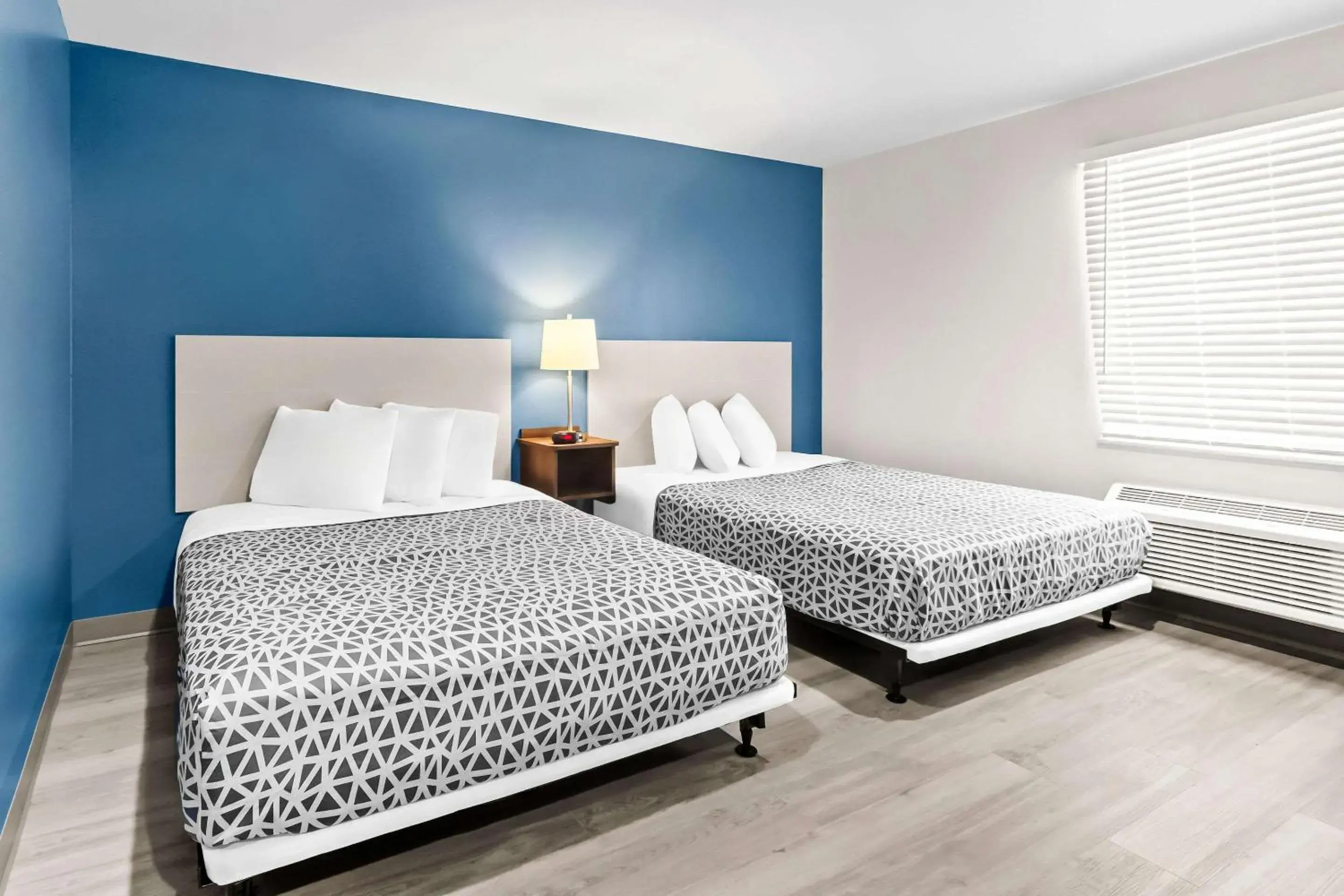 Queen Suite with Two Queen Beds and Tub - Disability Access/Non Smoking in WoodSpring Suites South Houston Hobby Queen Suite with Two Queen Beds and Tub - Disability Access/Non Smoking in WoodSpring Suites South Houston Hobby