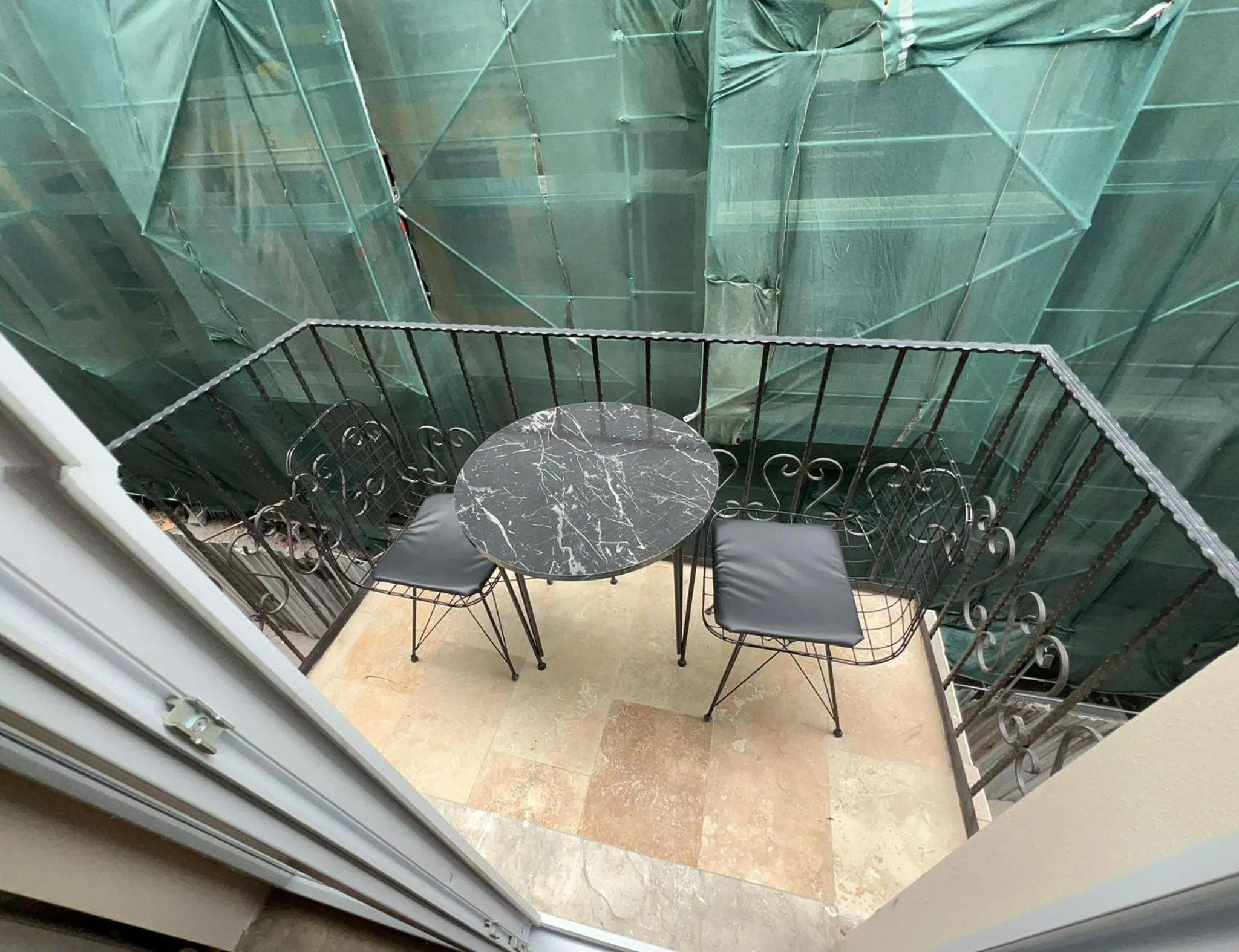 Balcony/Terrace in Taksim Nacre 360 Suit