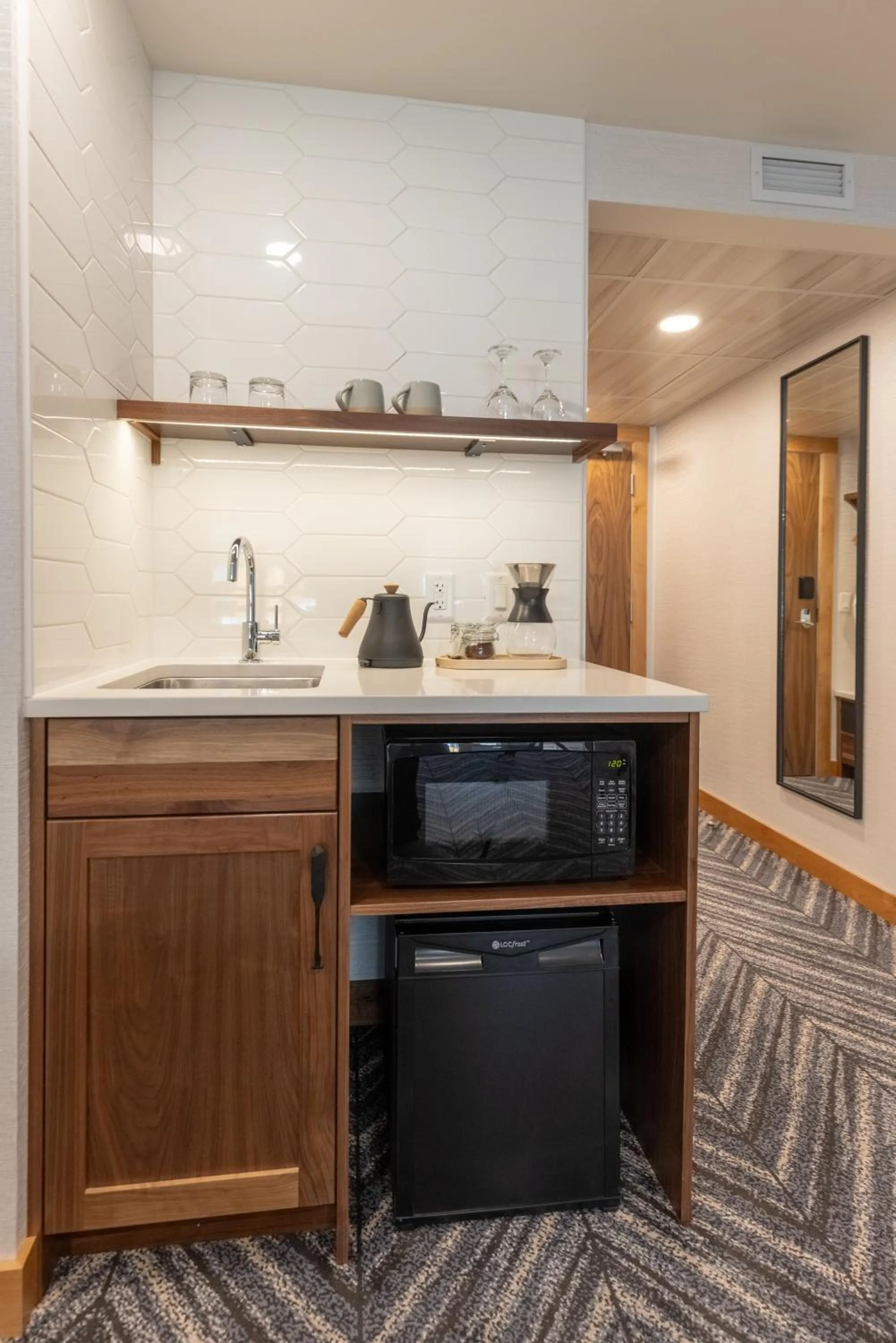 minibar in Hotel Canoe and Suites