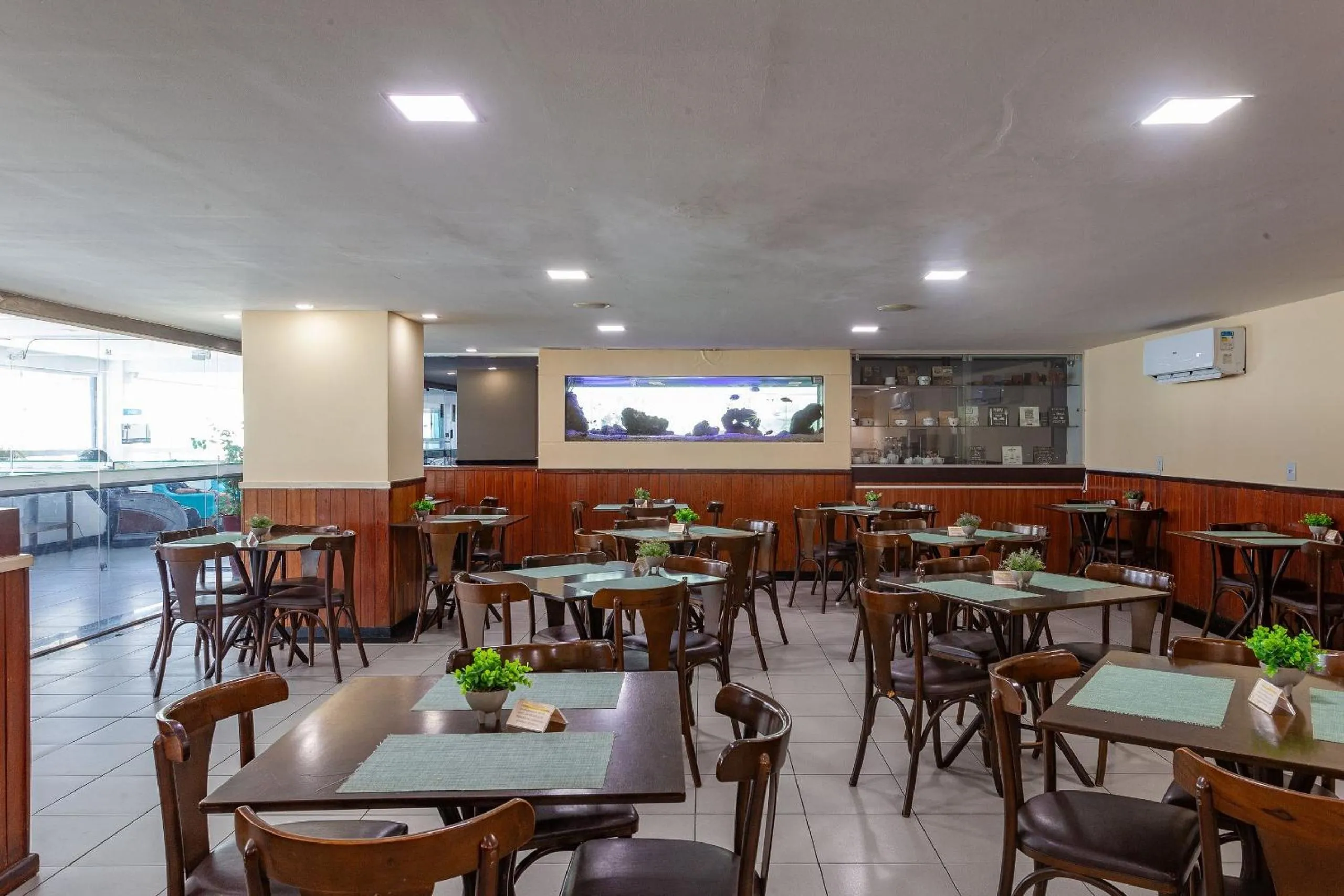 Restaurant/places to eat in Ponta Negra Beach Residence