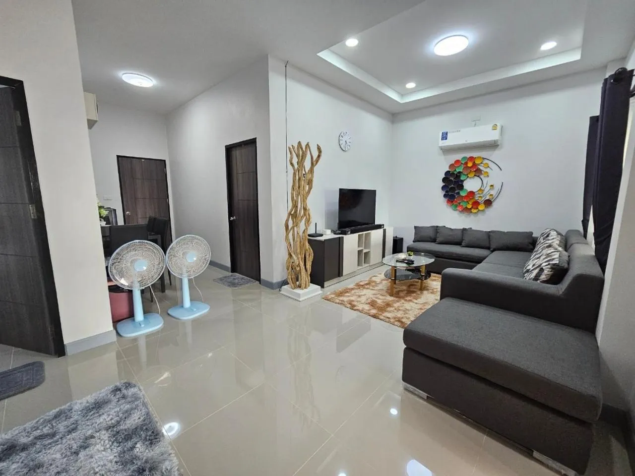 TV and multimedia in We house - Hangdong1