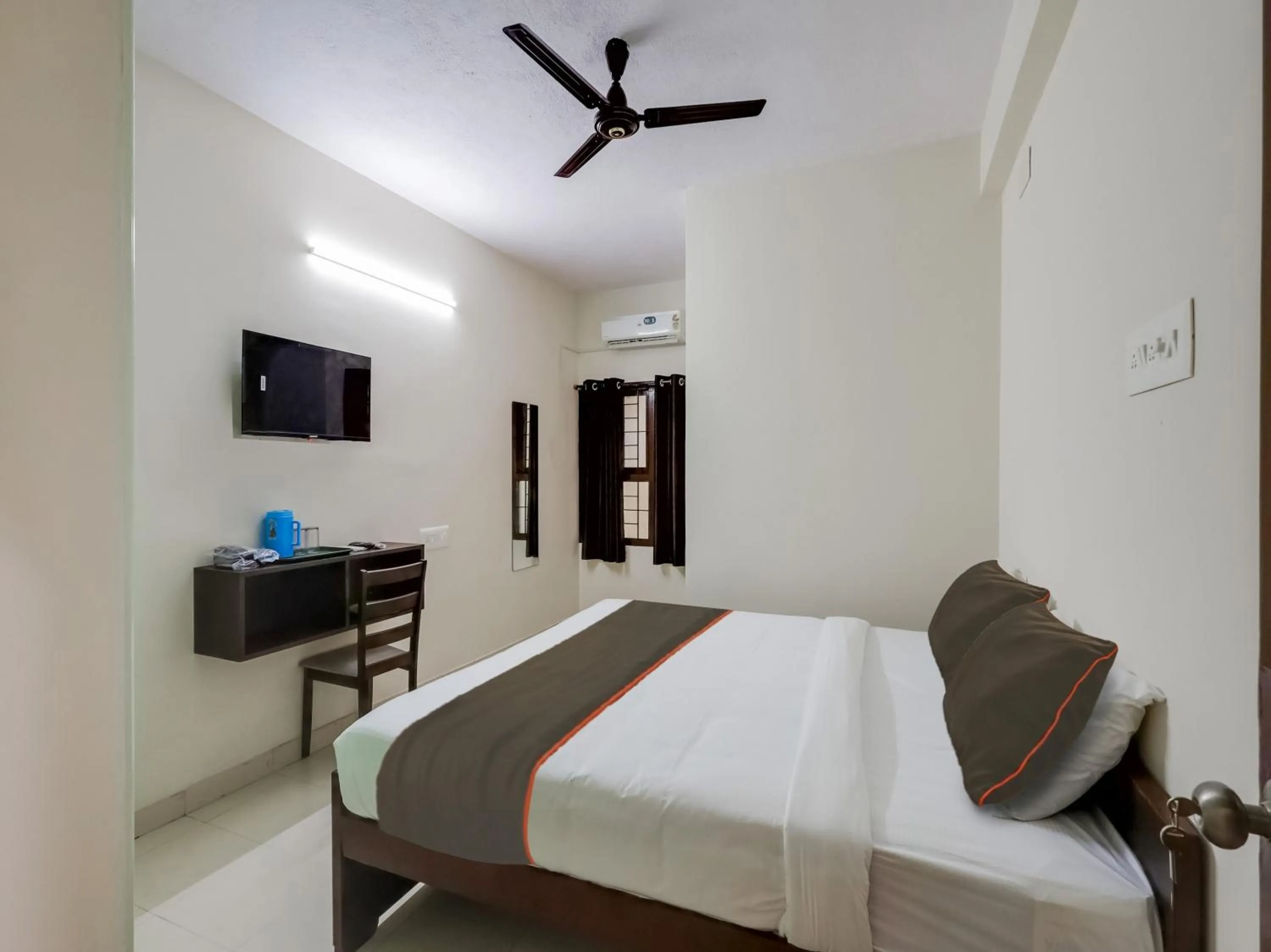 Bedroom in Hotel O Valasaravakkam