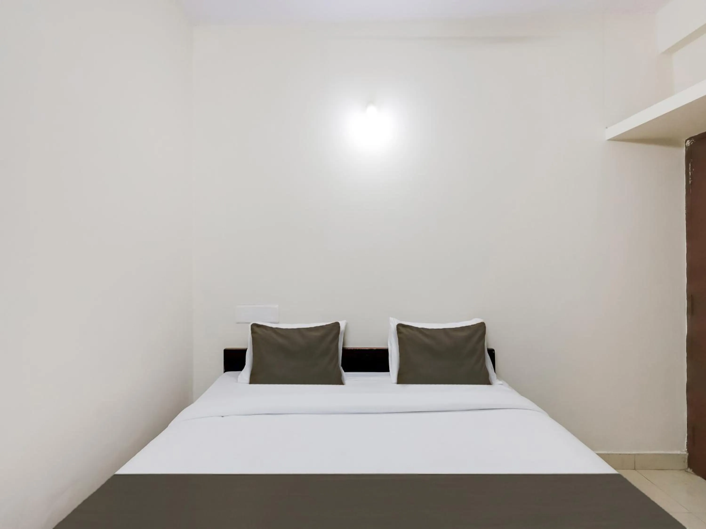 Bedroom in Hotel O Valasaravakkam