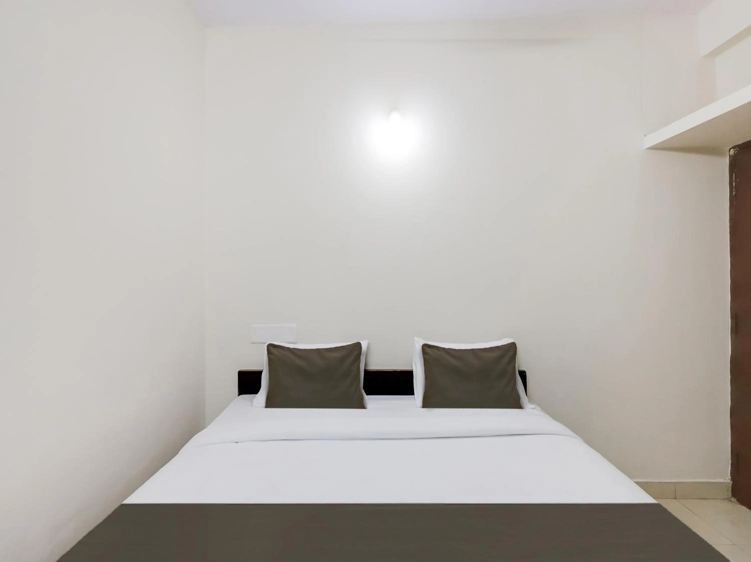 Bedroom in Hotel O Valasaravakkam