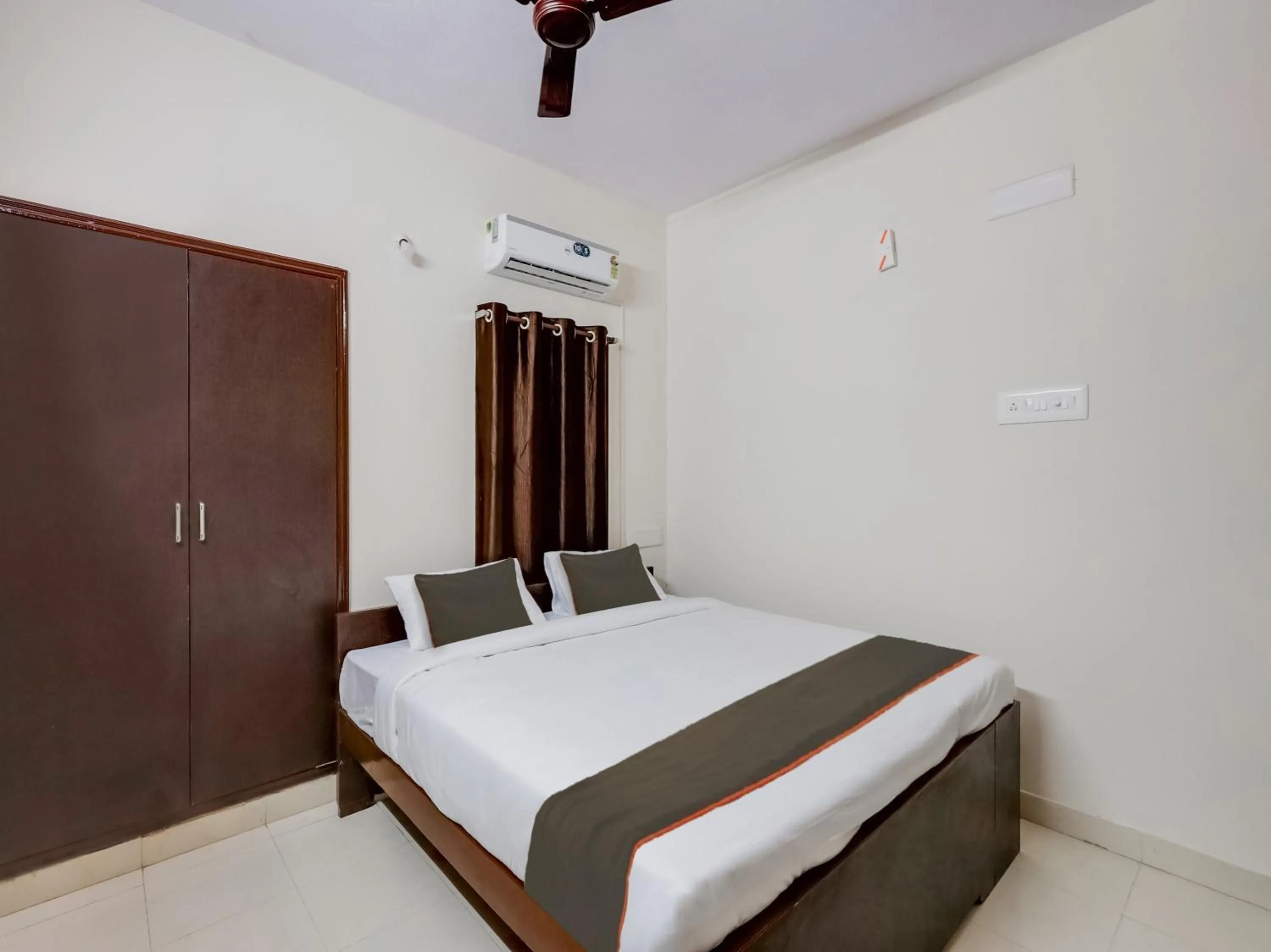 Bedroom in Hotel O Valasaravakkam