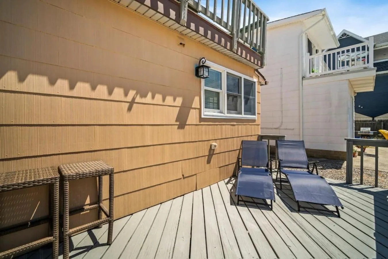 Property building in Full House 2 Blocks from Beach