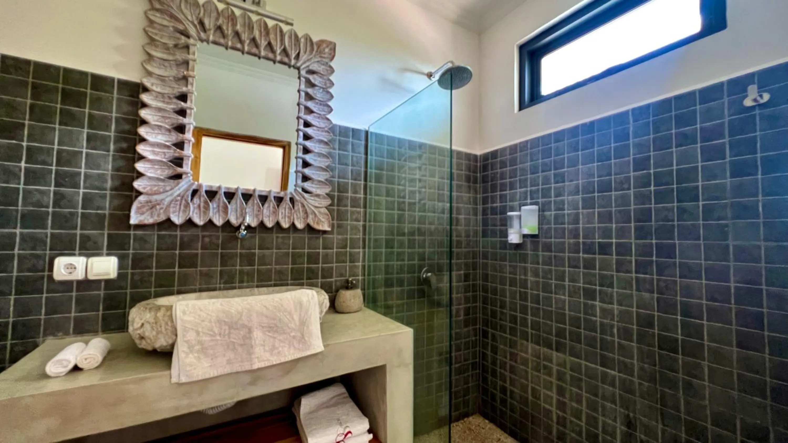 Bathroom in Komodo Suites Downtown