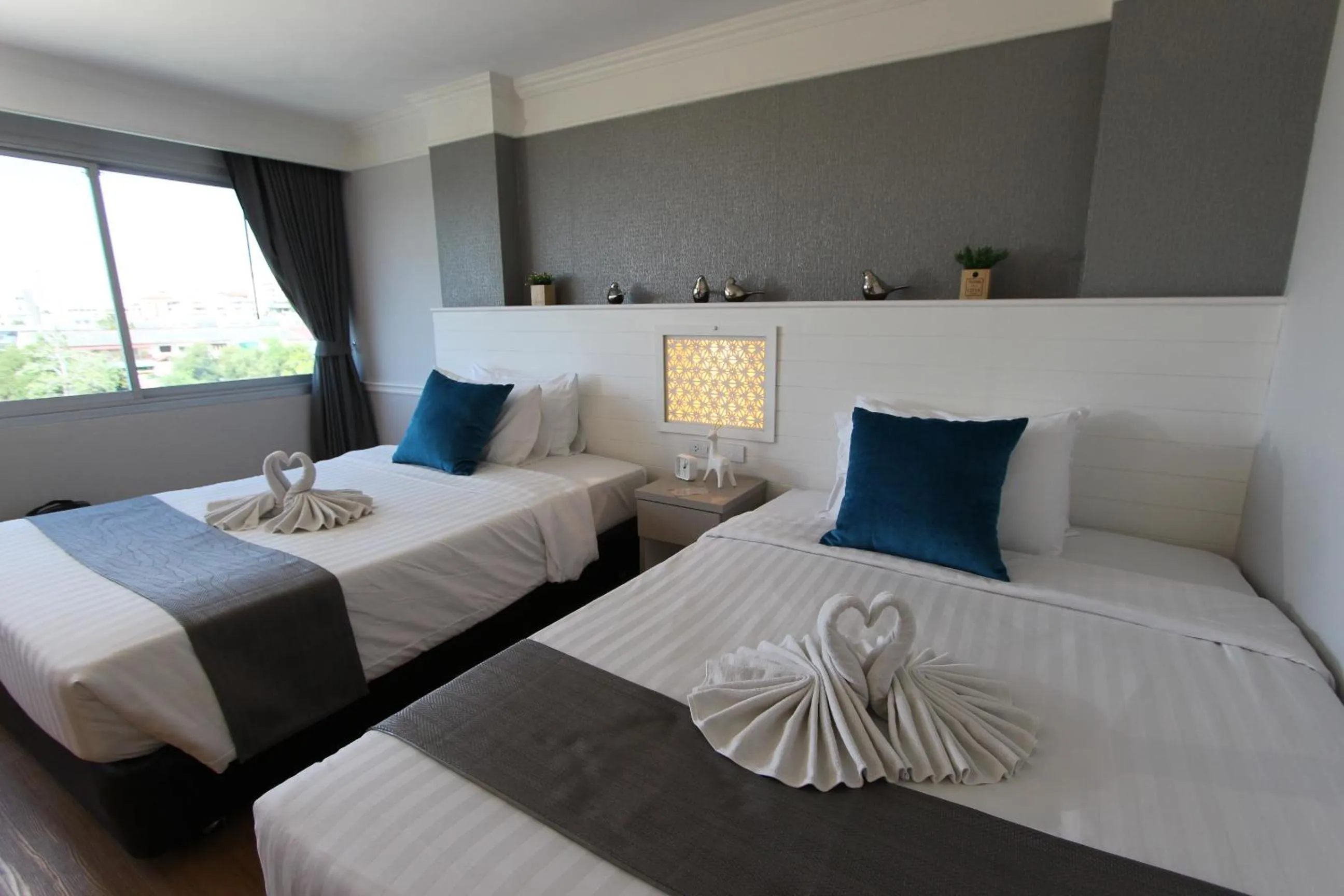 Bed in Coco Beach Hotel Jomtien Pattaya