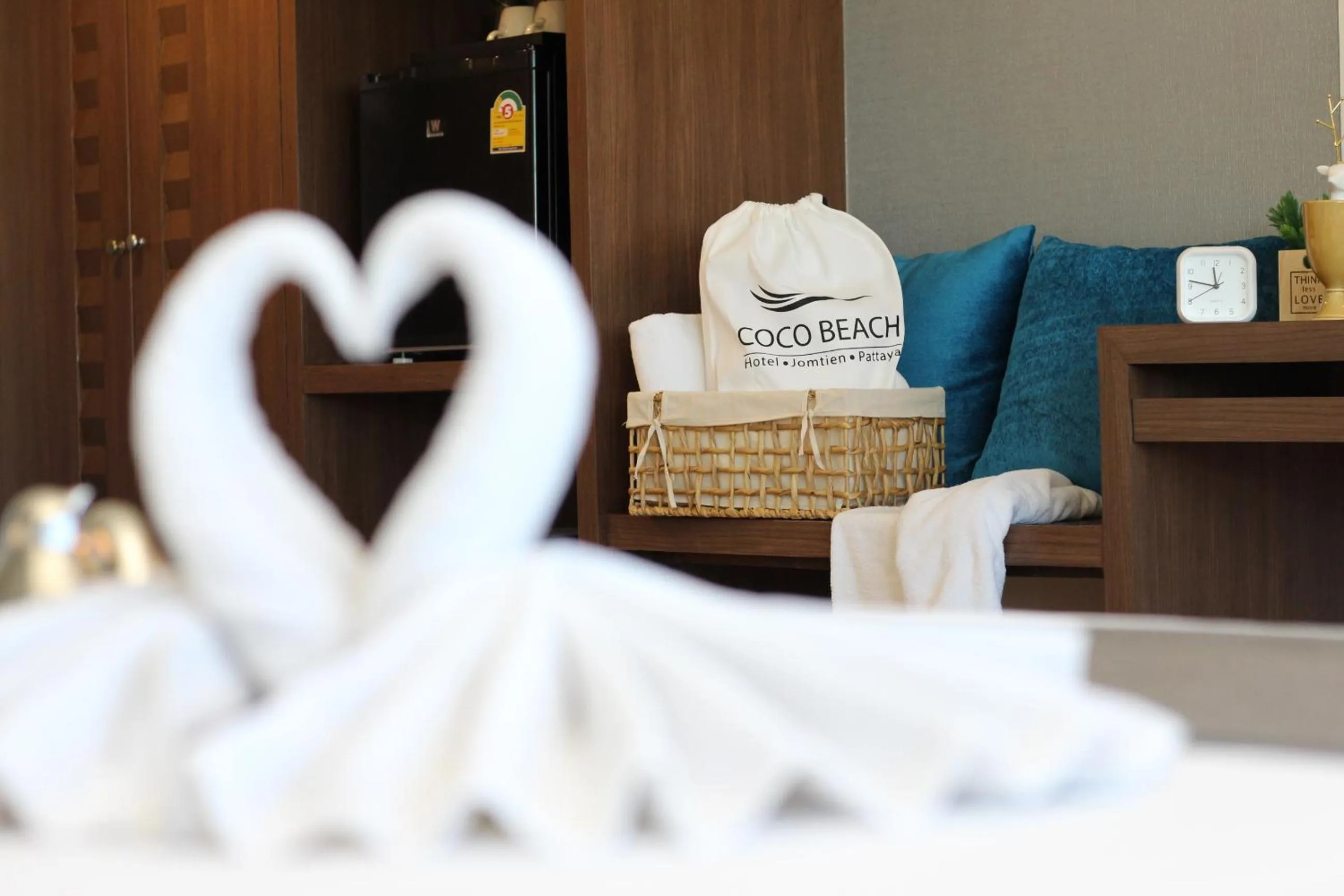 Bed in Coco Beach Hotel Jomtien Pattaya