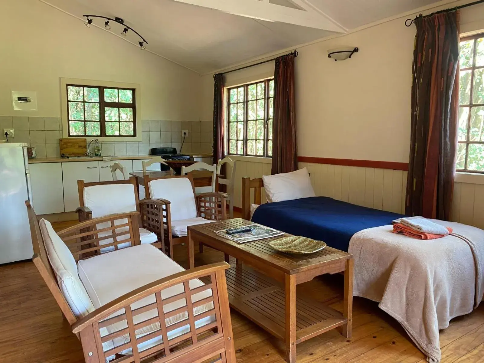 Family Chalet - single occupancy in Buhleni Farm Chalets Family Chalet - single occupancy in Buhleni Farm Chalets