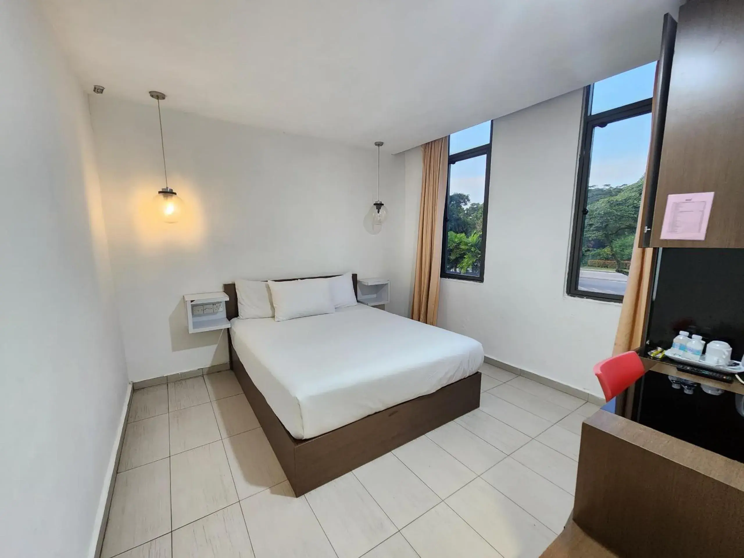 Superior Queen Room in Kozi Hotel by Ardens - Danga Bay Superior Queen Room in Kozi Hotel by Ardens - Danga Bay