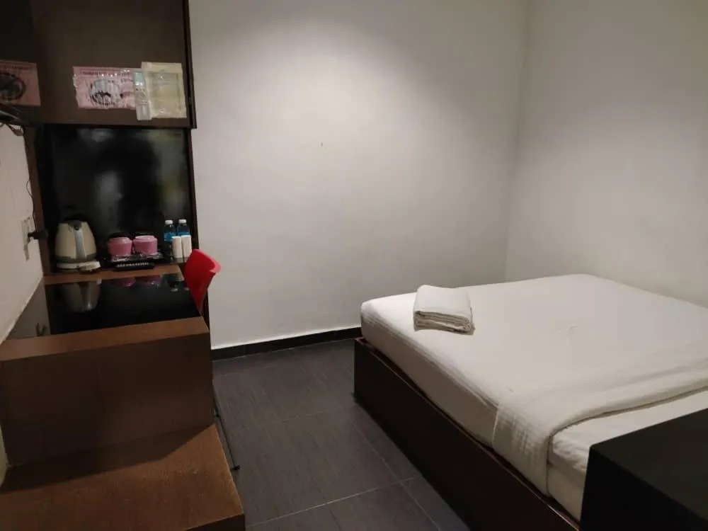 Bed in Kozi Hotel by Ardens - Danga Bay