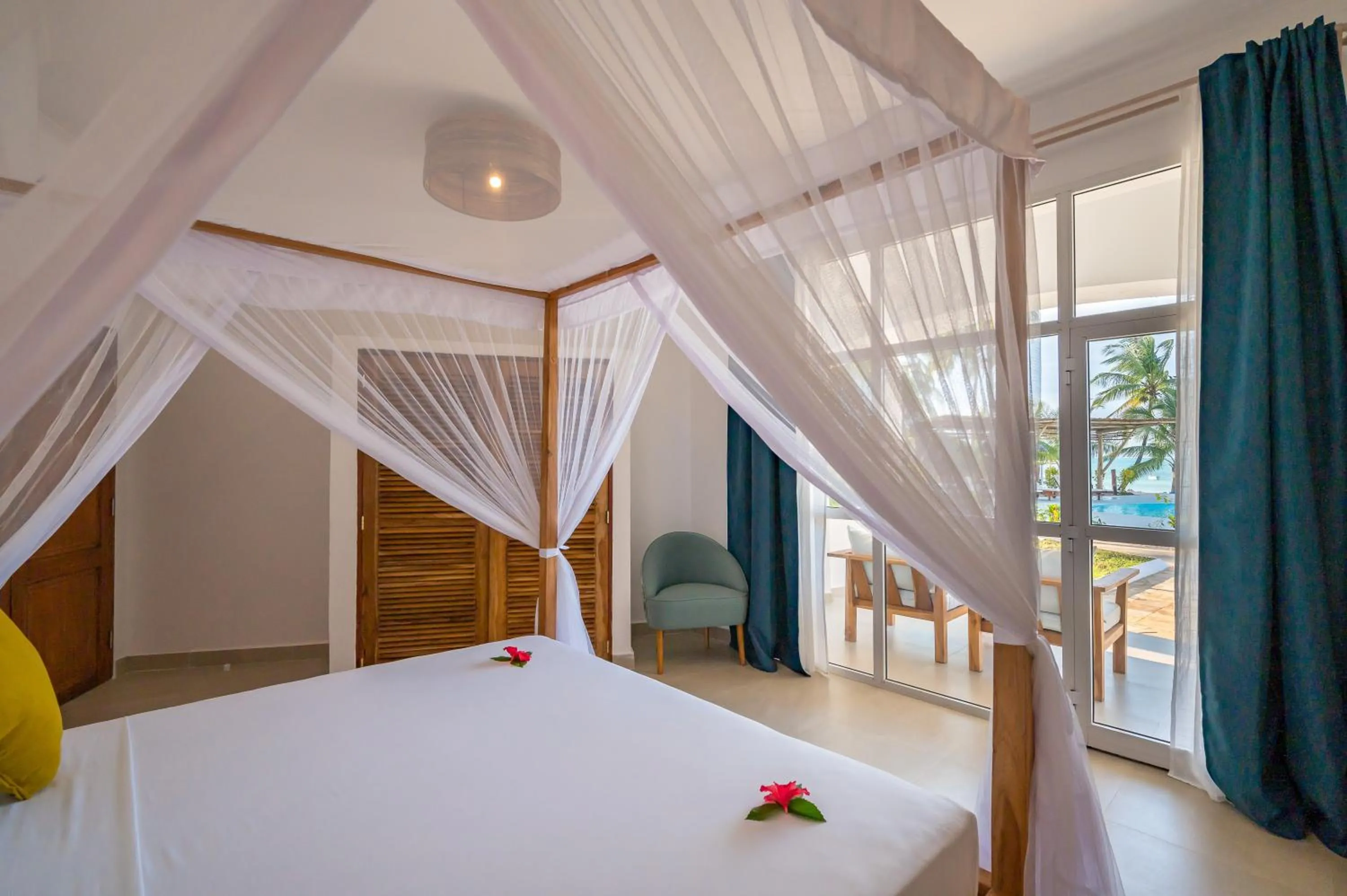 Bedroom, Bed in Ocean Boutique Hotel - Adults only