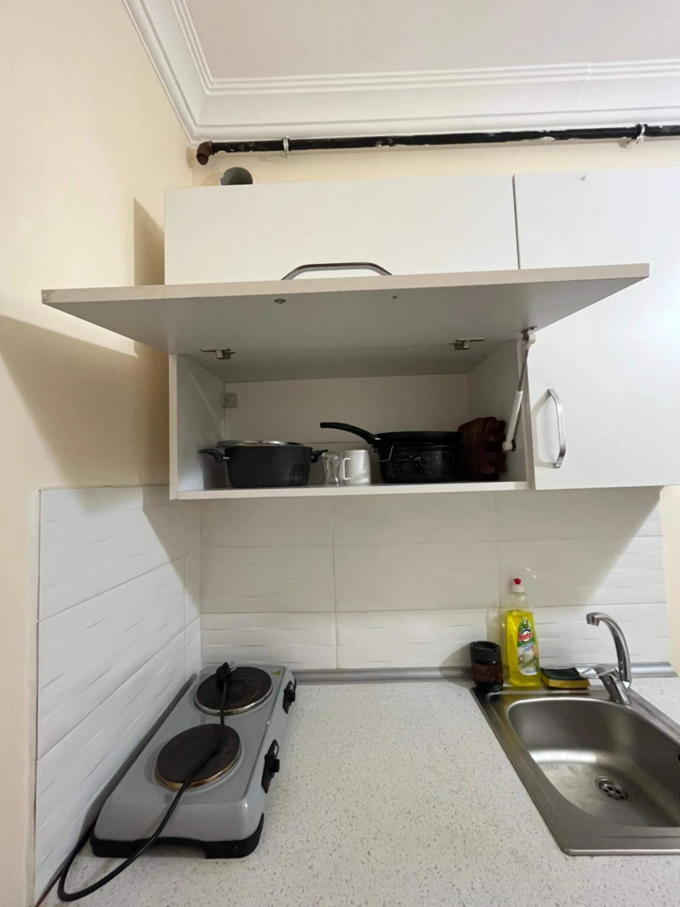 Kitchen or kitchenette in Taksim Nikea Suites 80