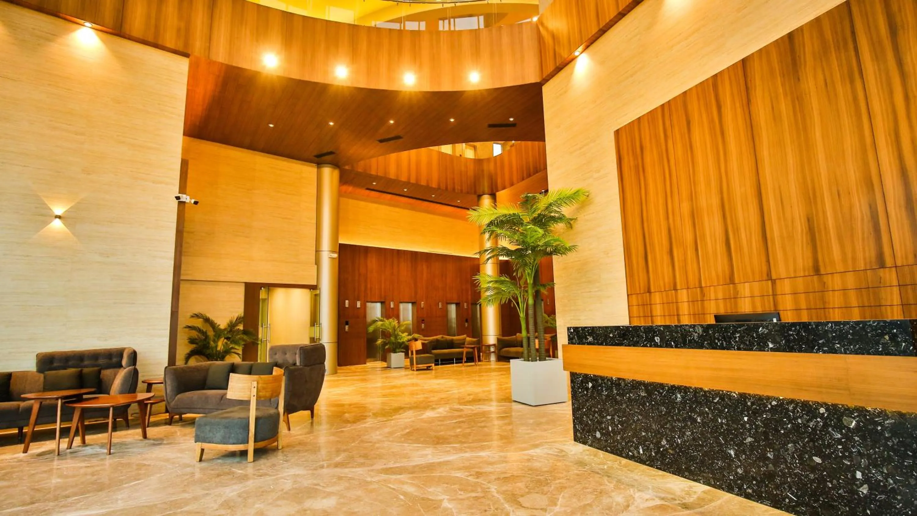 Lobby or reception in The Weekend Address