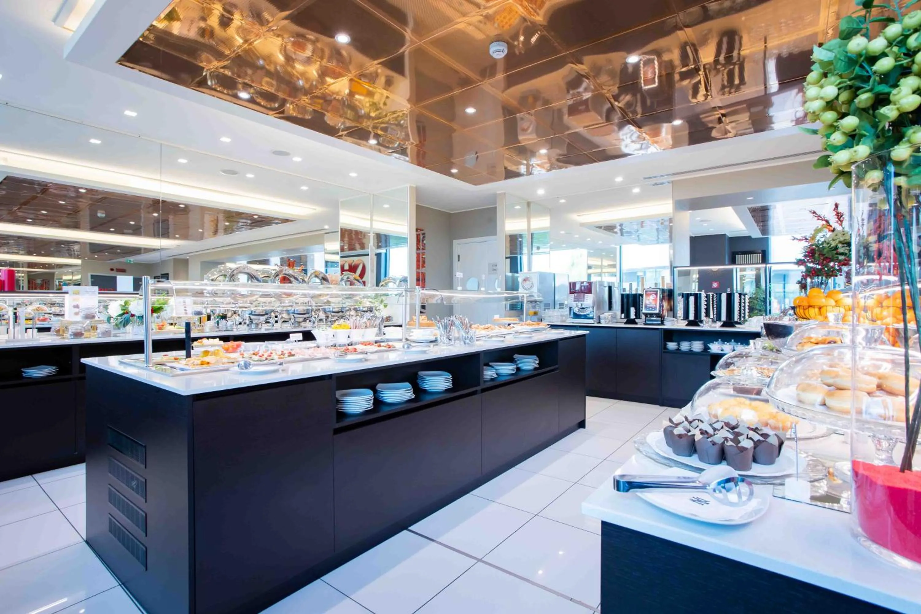 Restaurant/places to eat in AN Hotel Milano Melegnano