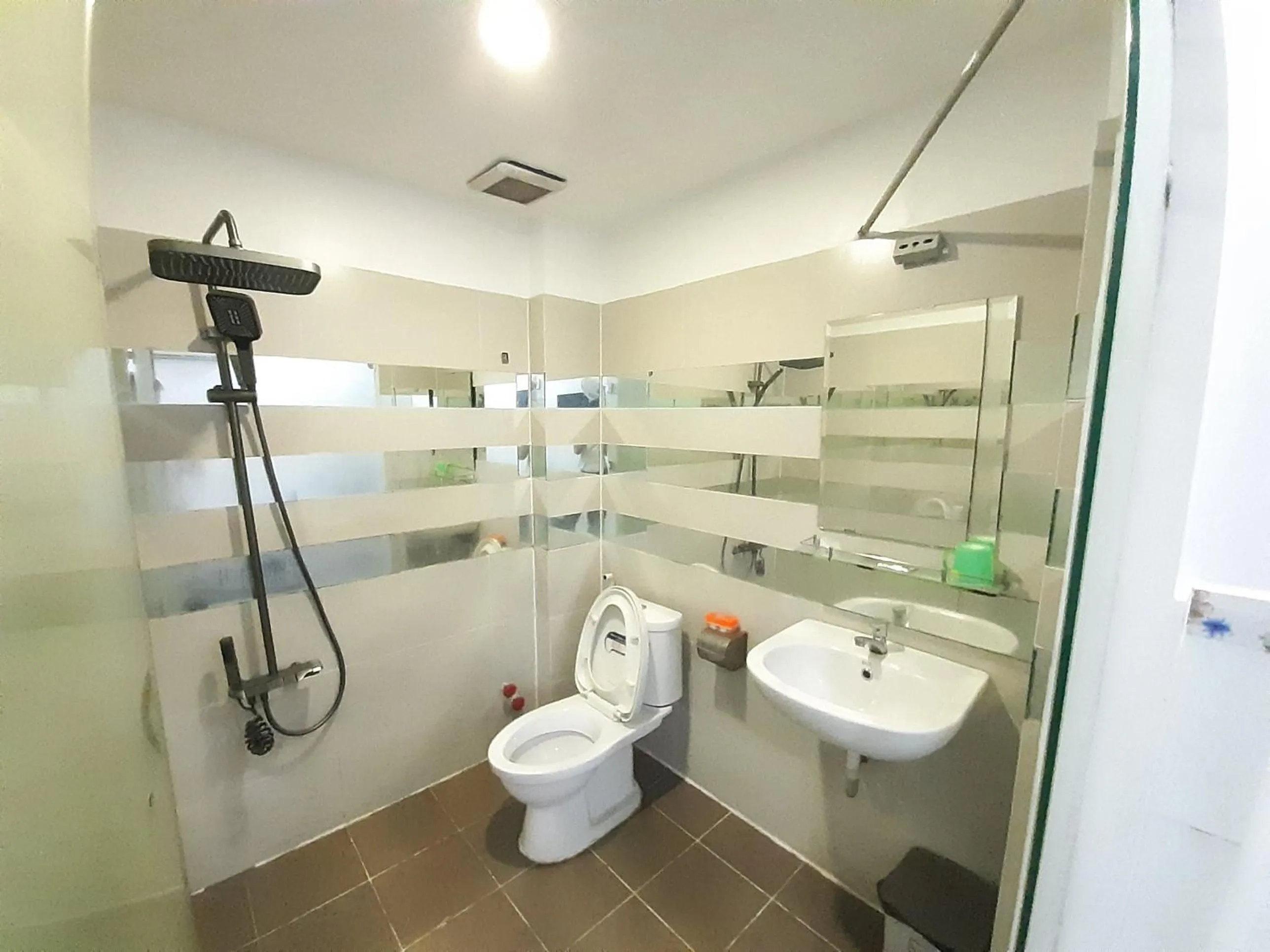 Bathroom in Tam My Hotel