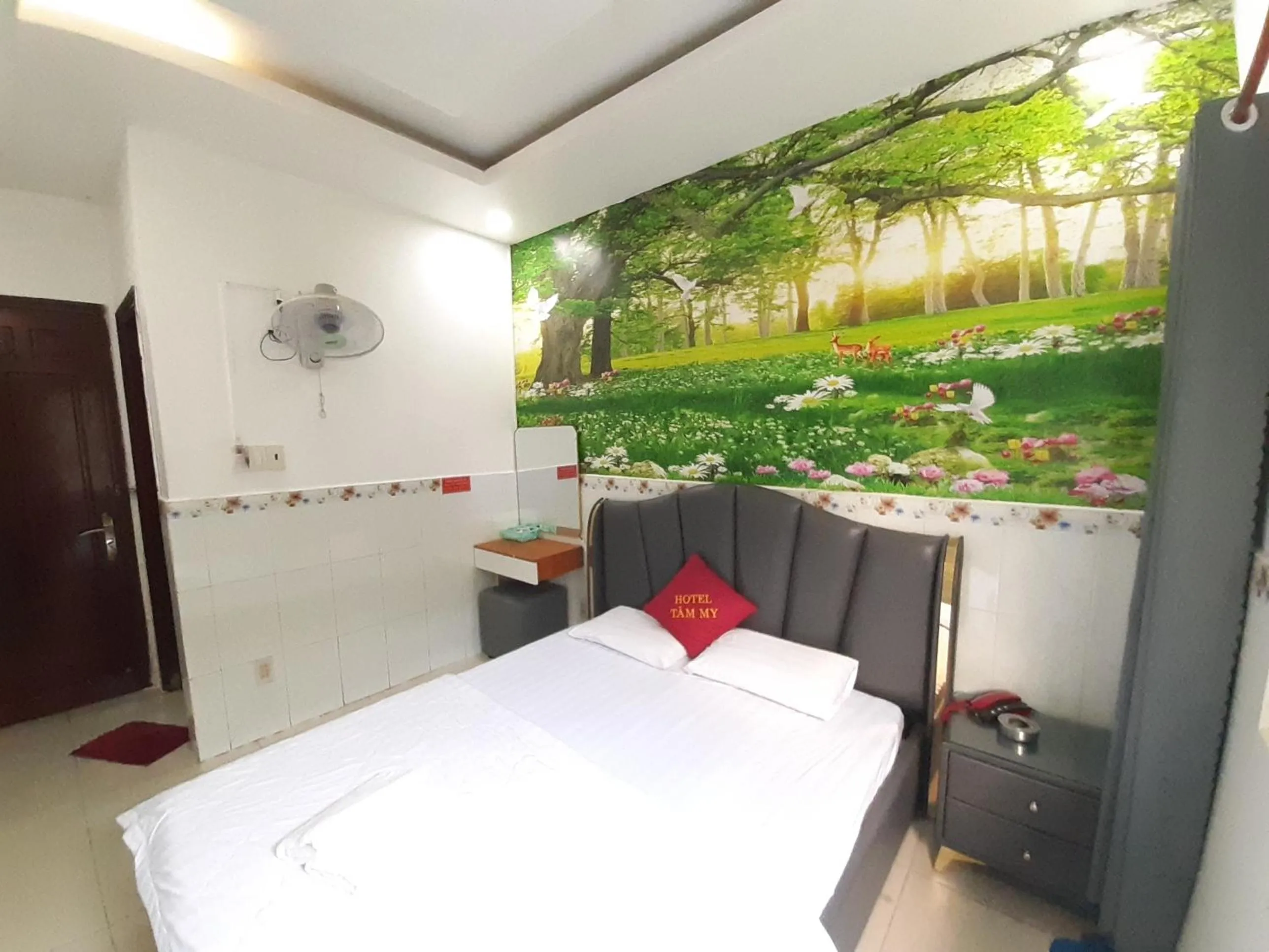 Bedroom, Bed in Tam My Hotel