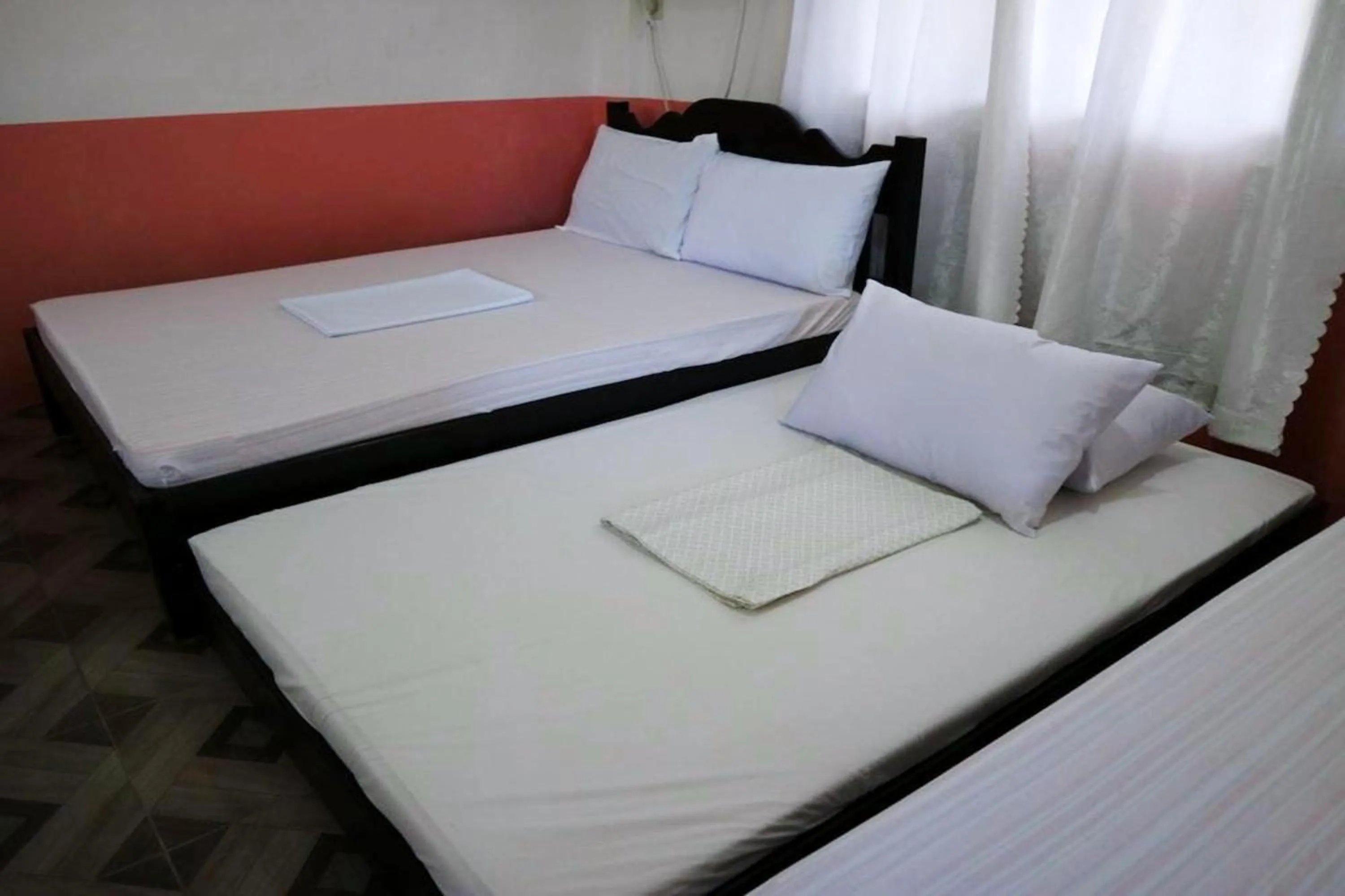 Bedroom, Bed in Jamjen's Lodge