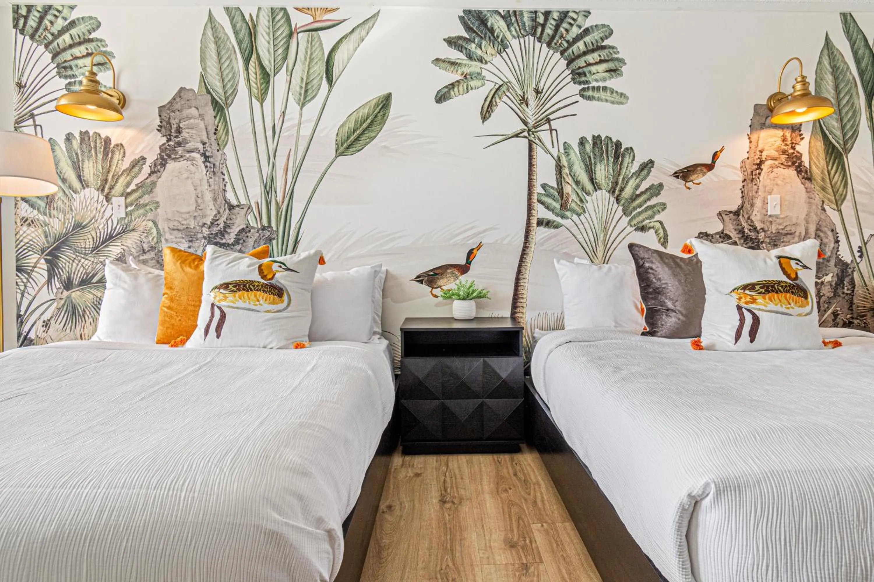 Bed in The Mallard Hotel & Suites