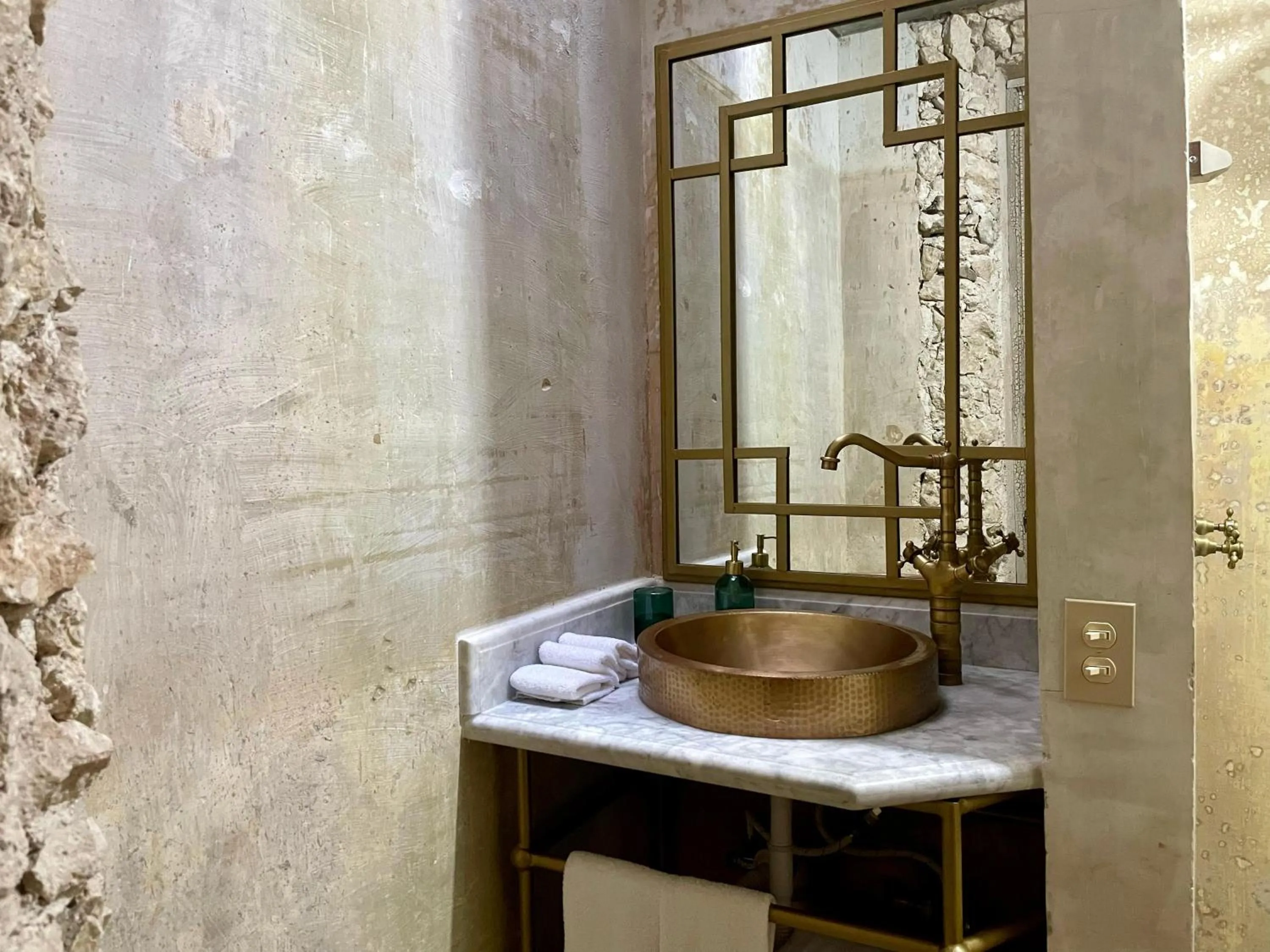 Bathroom in Historic House Hotel boutique