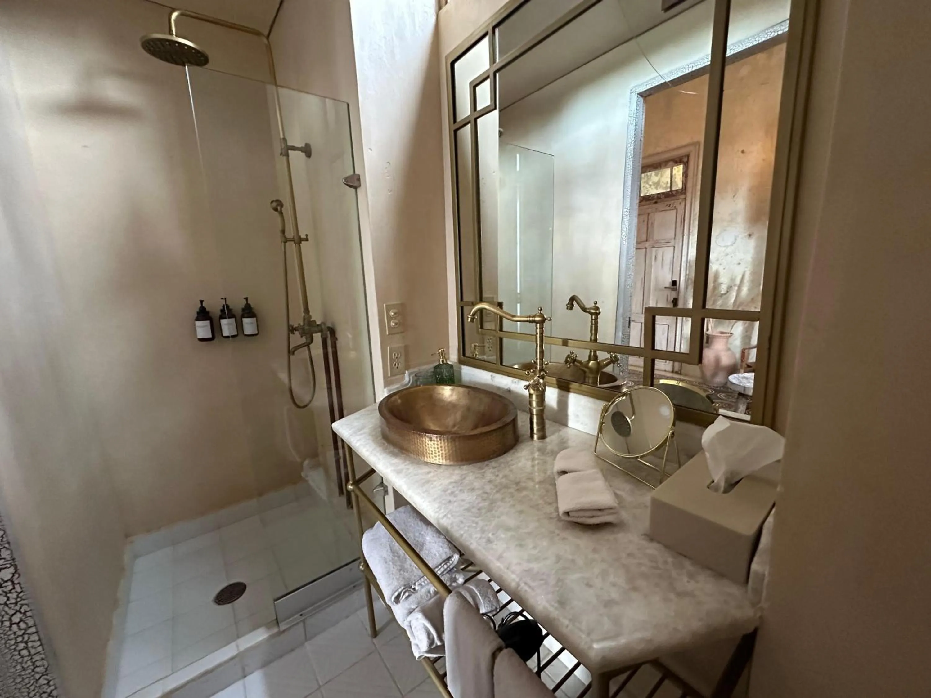 Bathroom in Historic House Hotel boutique