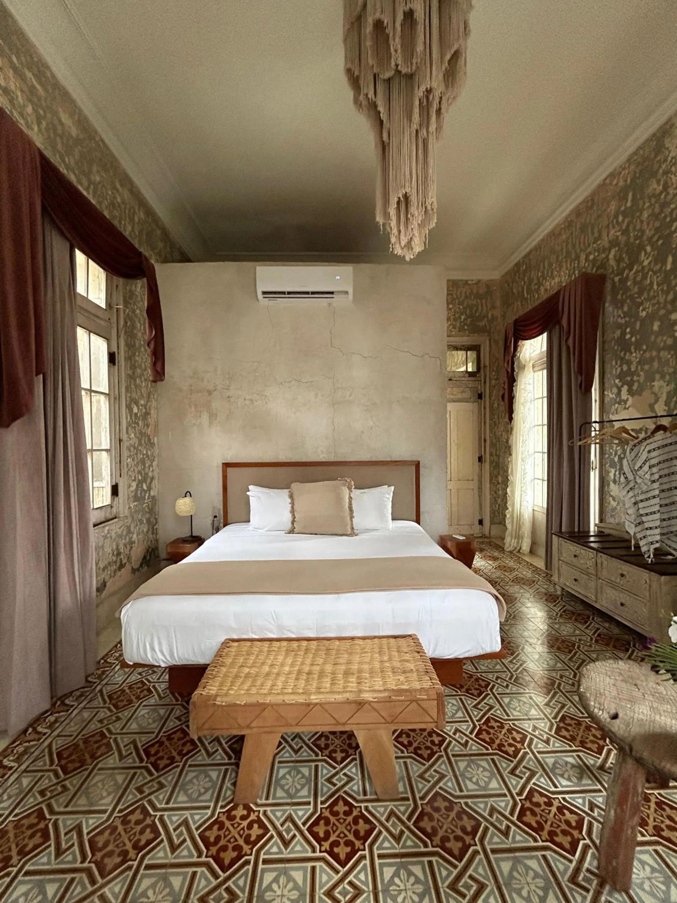 Bed in Historic House Hotel boutique