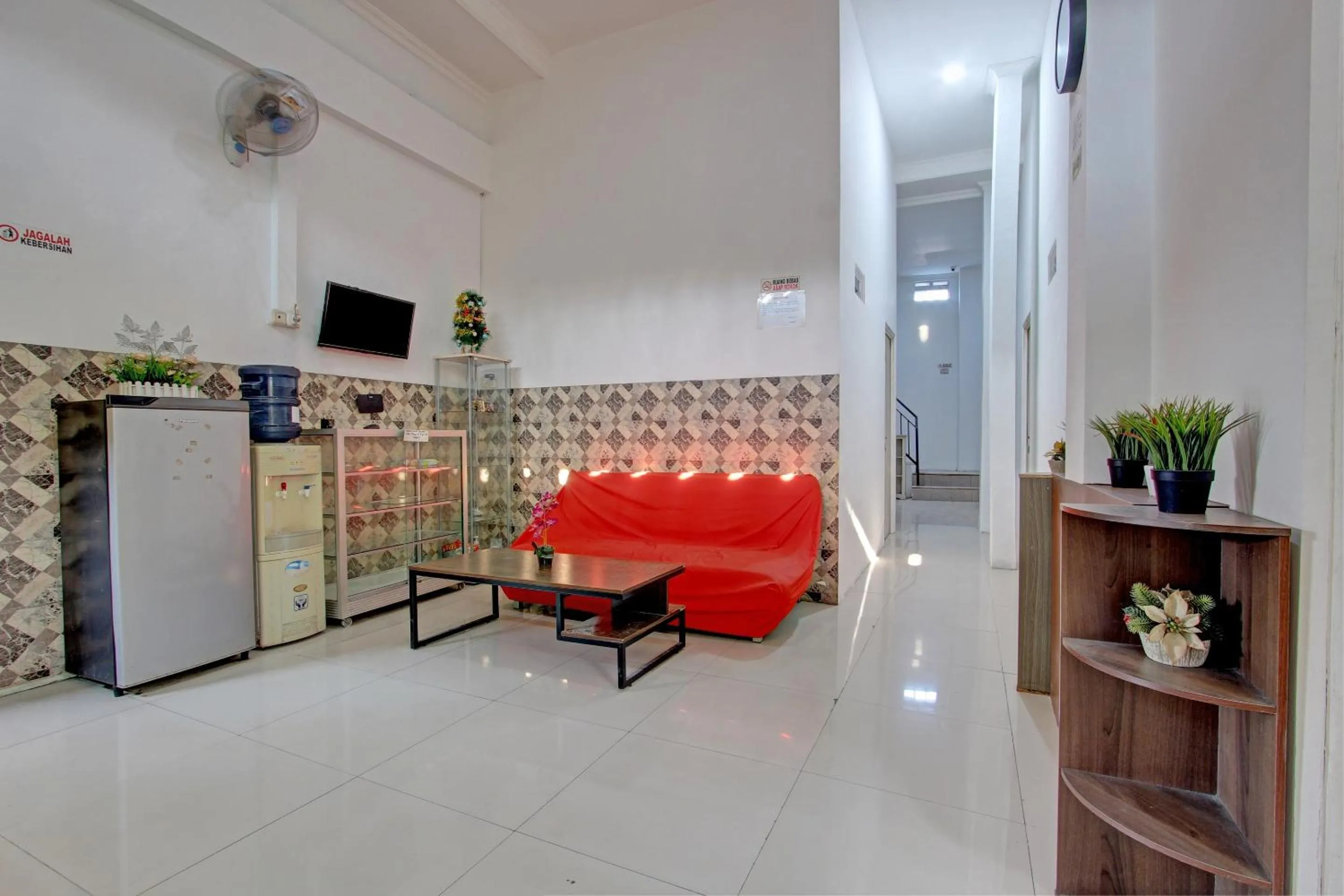 Lobby or reception in Hotel O New Puspa Residence