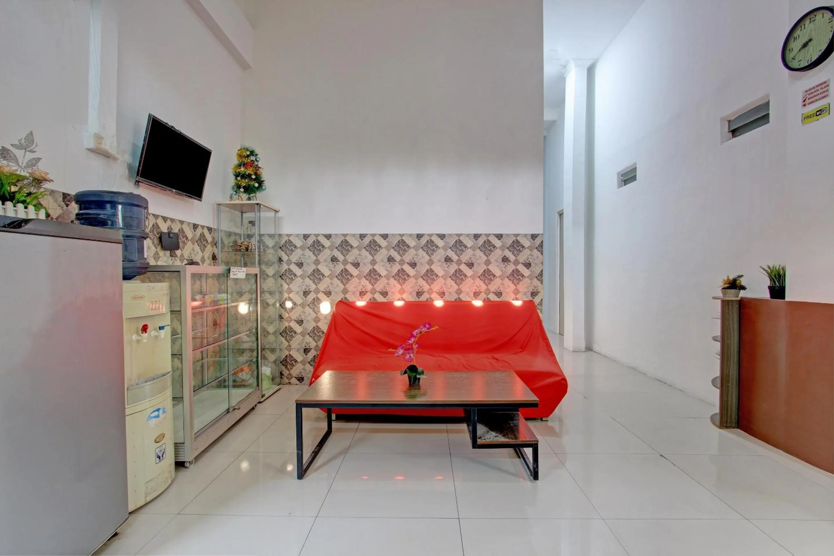 Lobby or reception in Hotel O New Puspa Residence