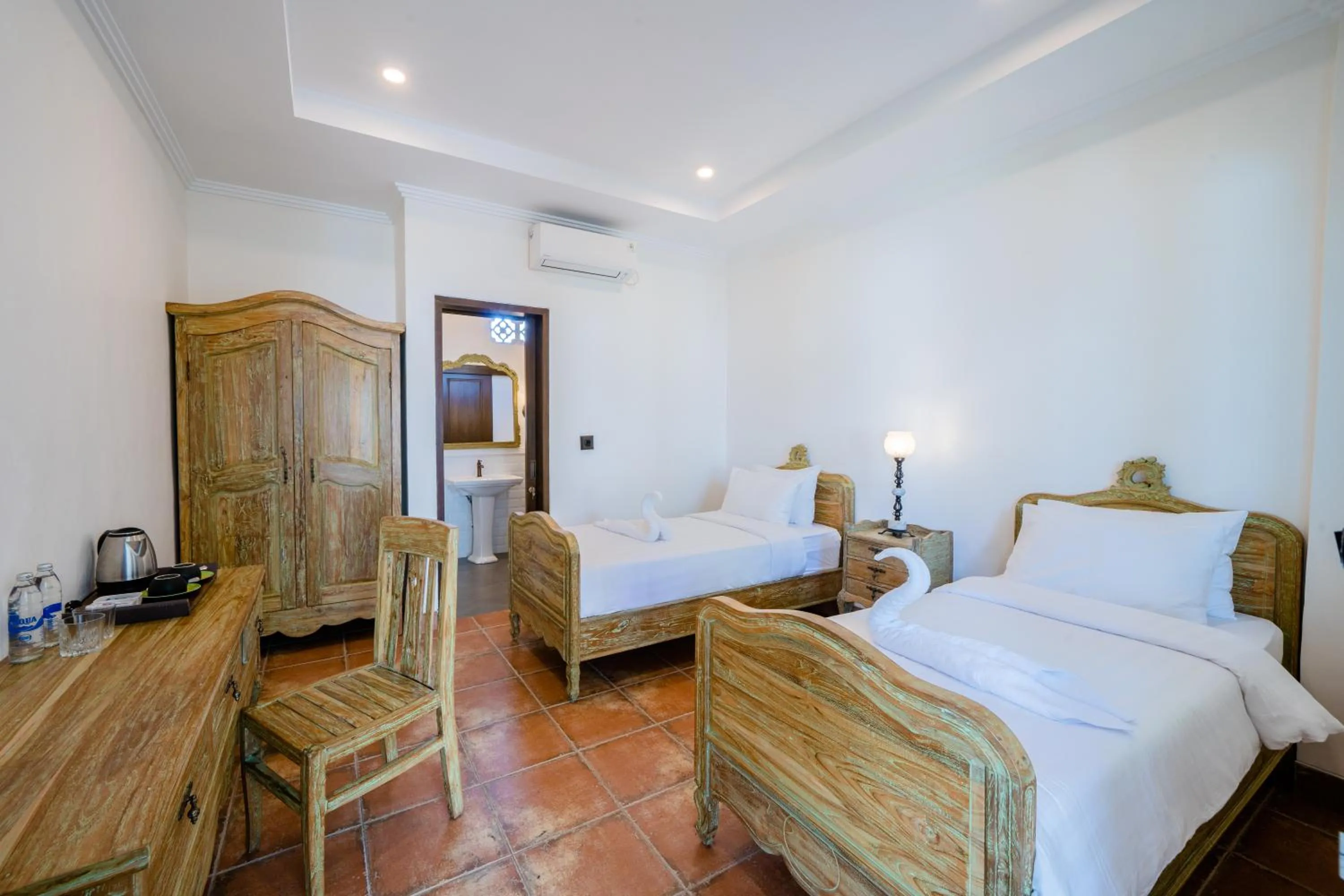 Bed in Pitaloka Hotel Sanur By DeWizZ Management