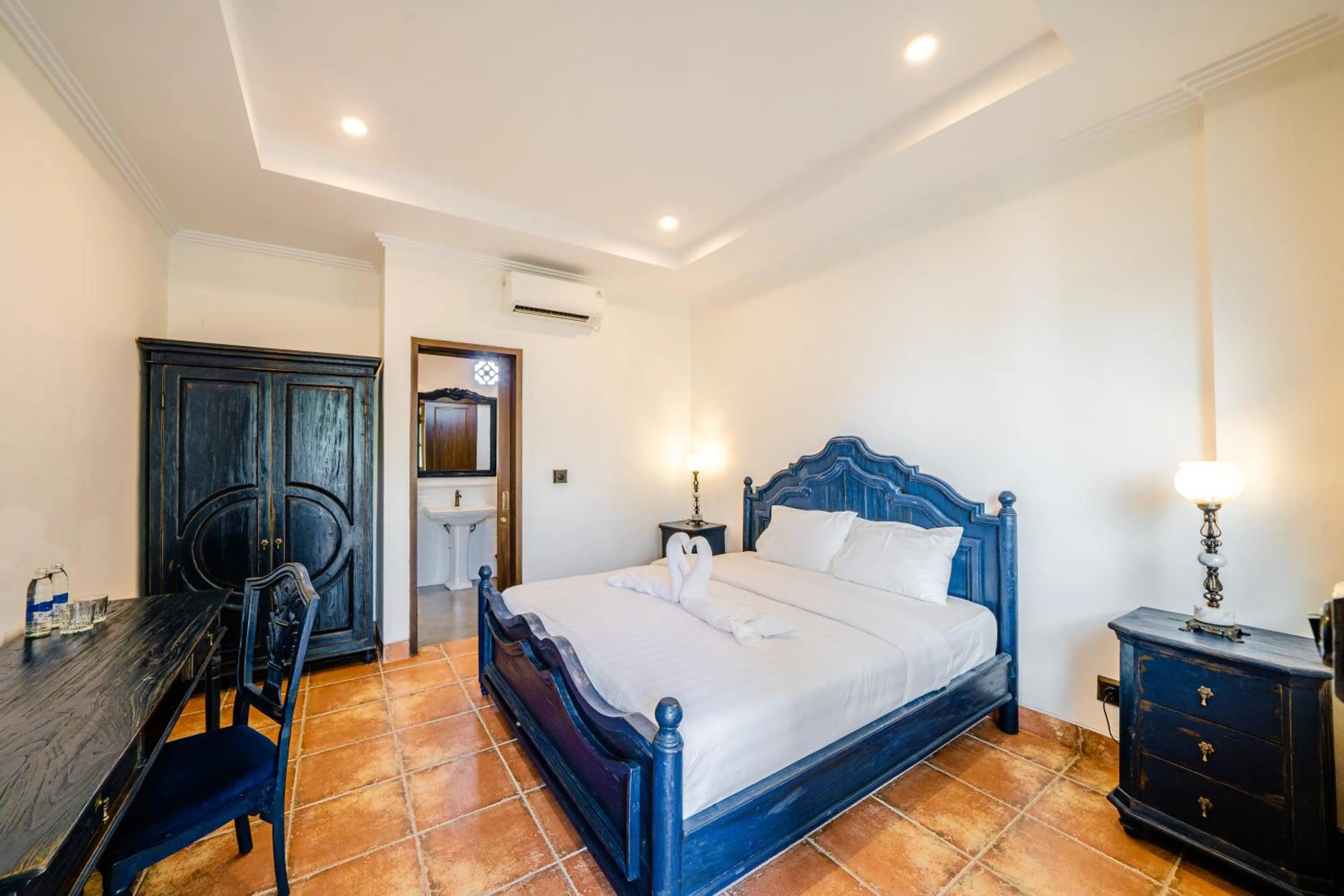 Bed in Pitaloka Hotel Sanur By DeWizZ Management