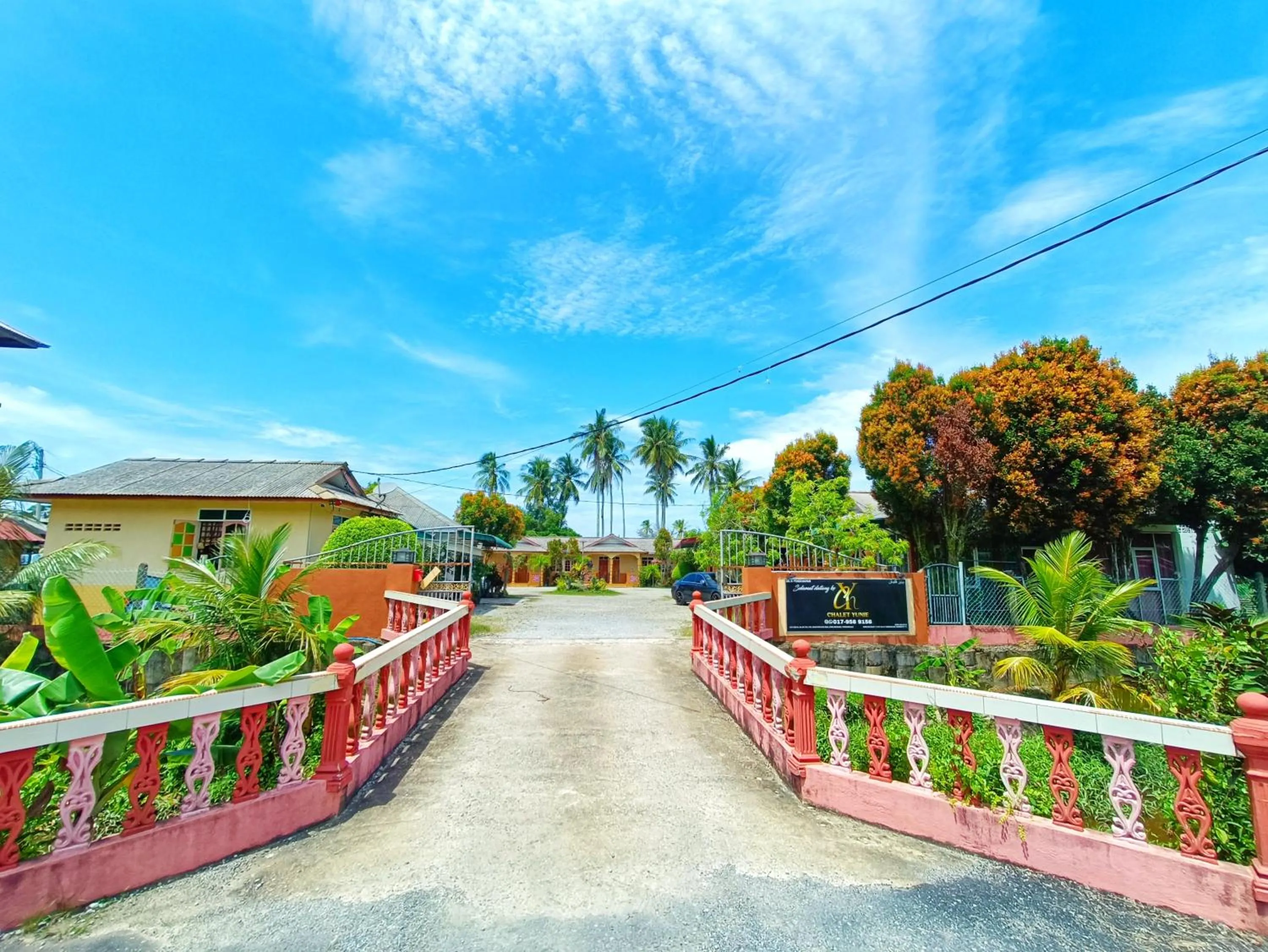 Day in Chalet Yunie Marang by RVH