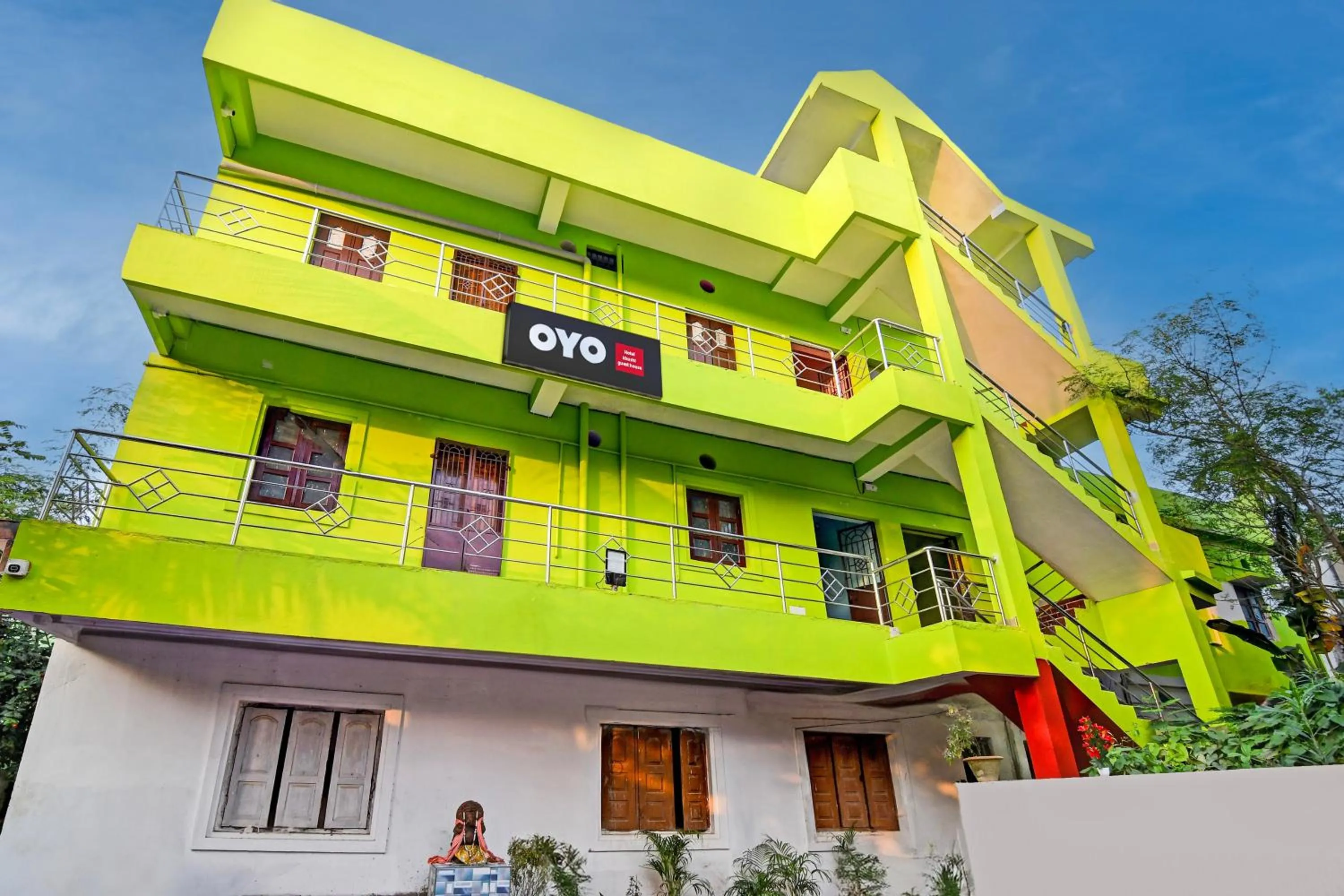 Facade/entrance in Hotel O Khushi Guest House