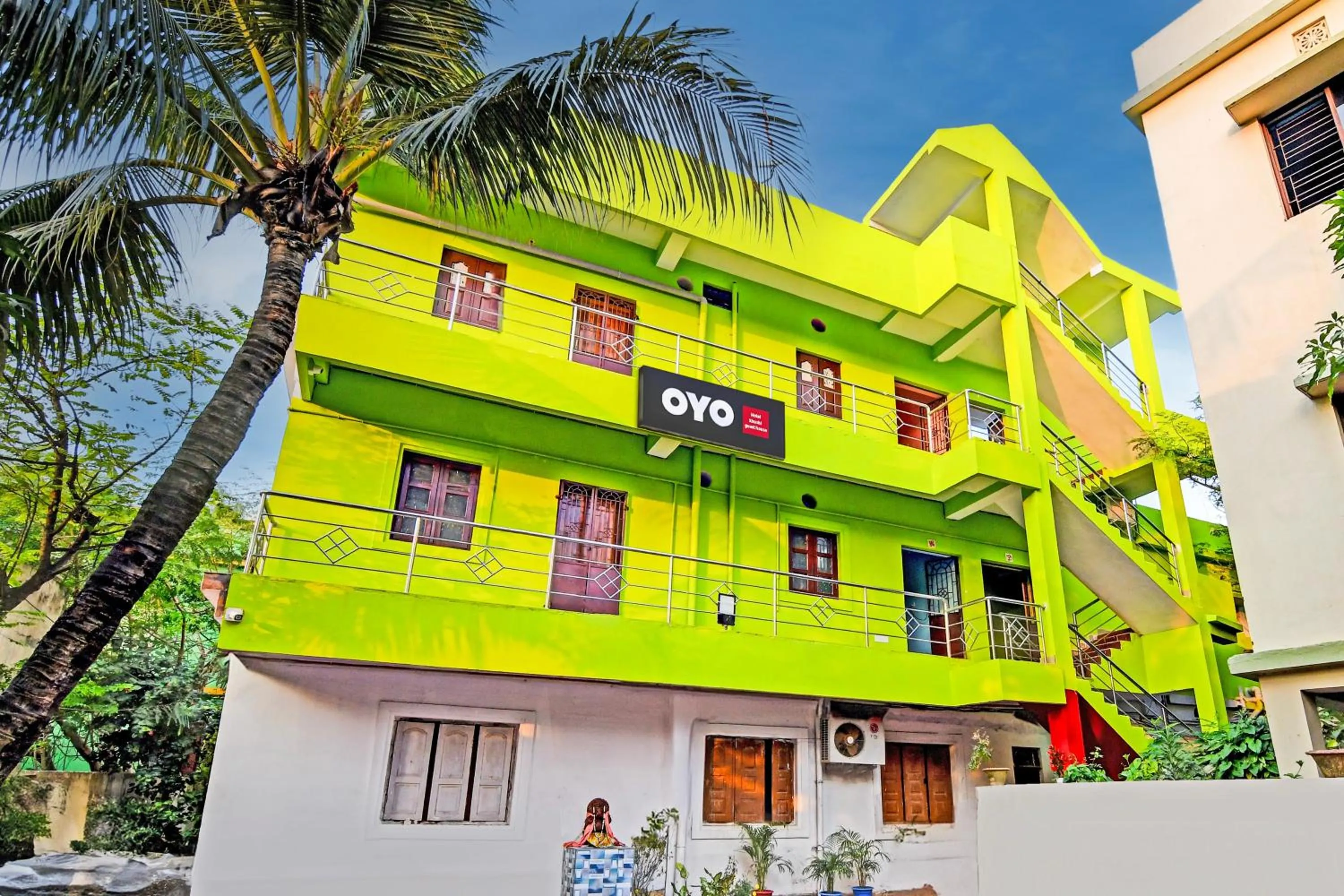 Facade/entrance in Hotel O Khushi Guest House