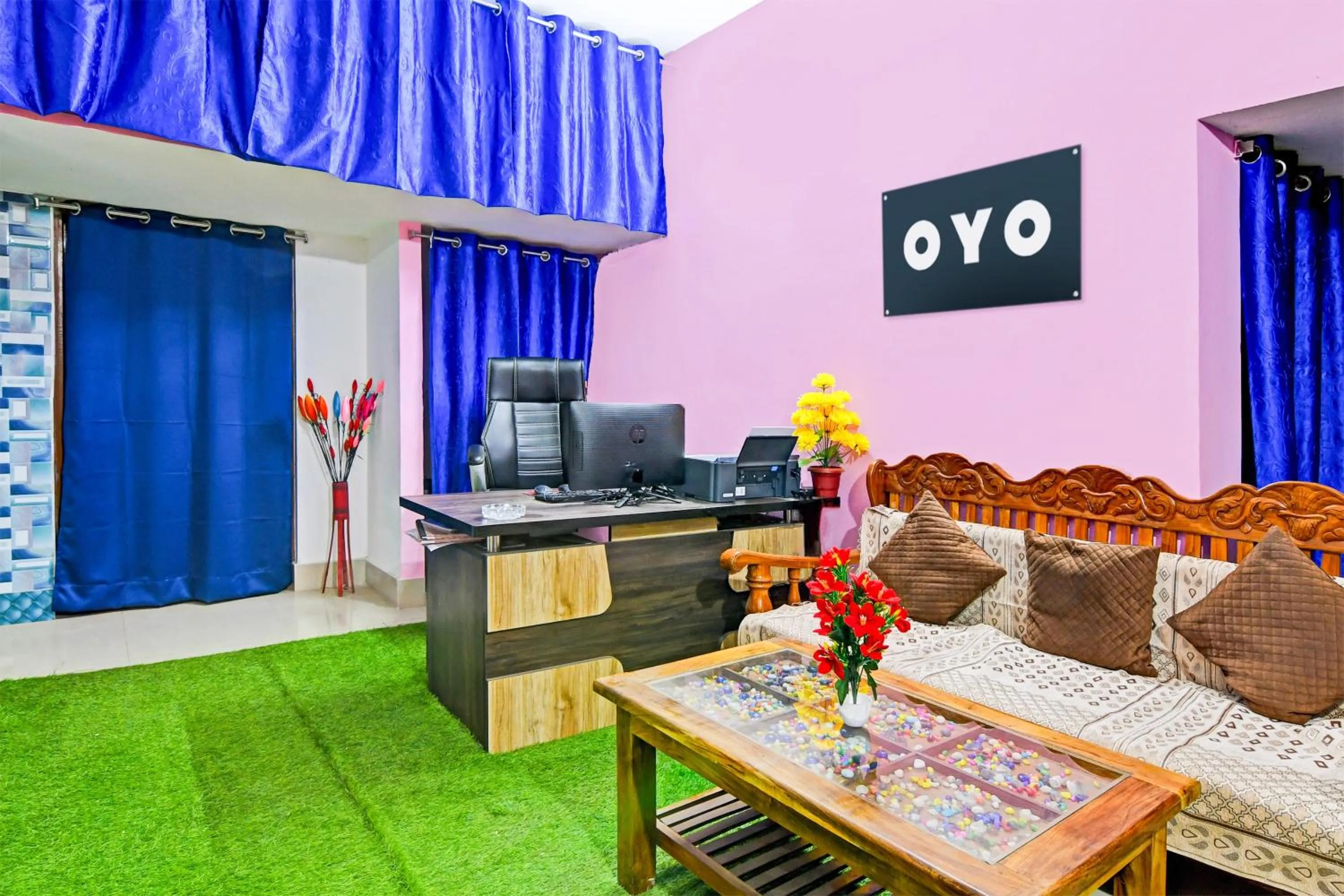 Lobby or reception in Hotel O Khushi Guest House