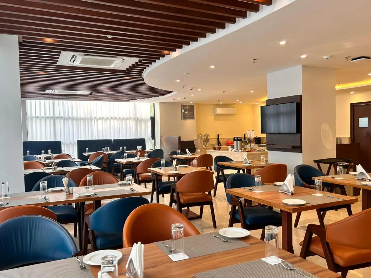 Restaurant/places to eat in Best Western Maharani Bagh New Delhi