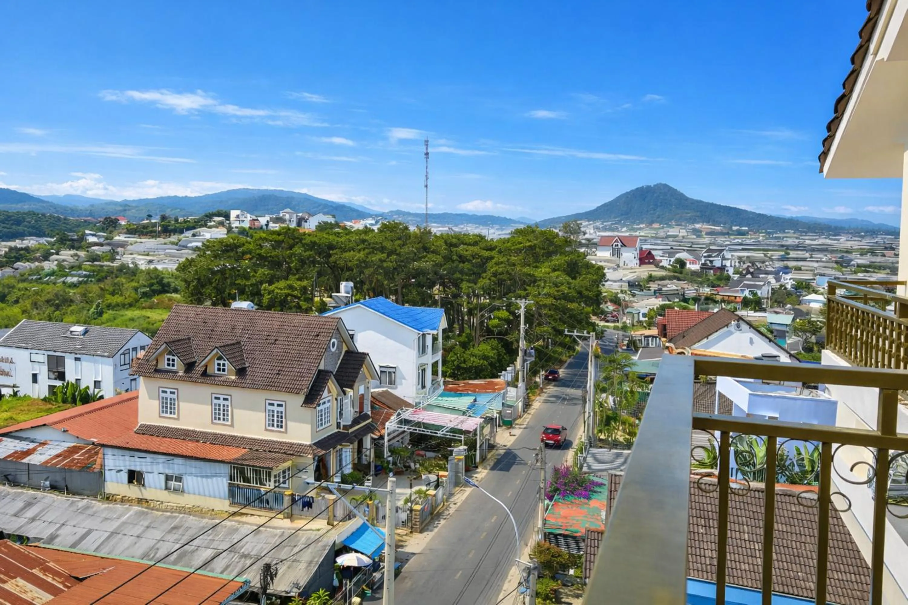 Day in ROYAL DRAGON HOTEL