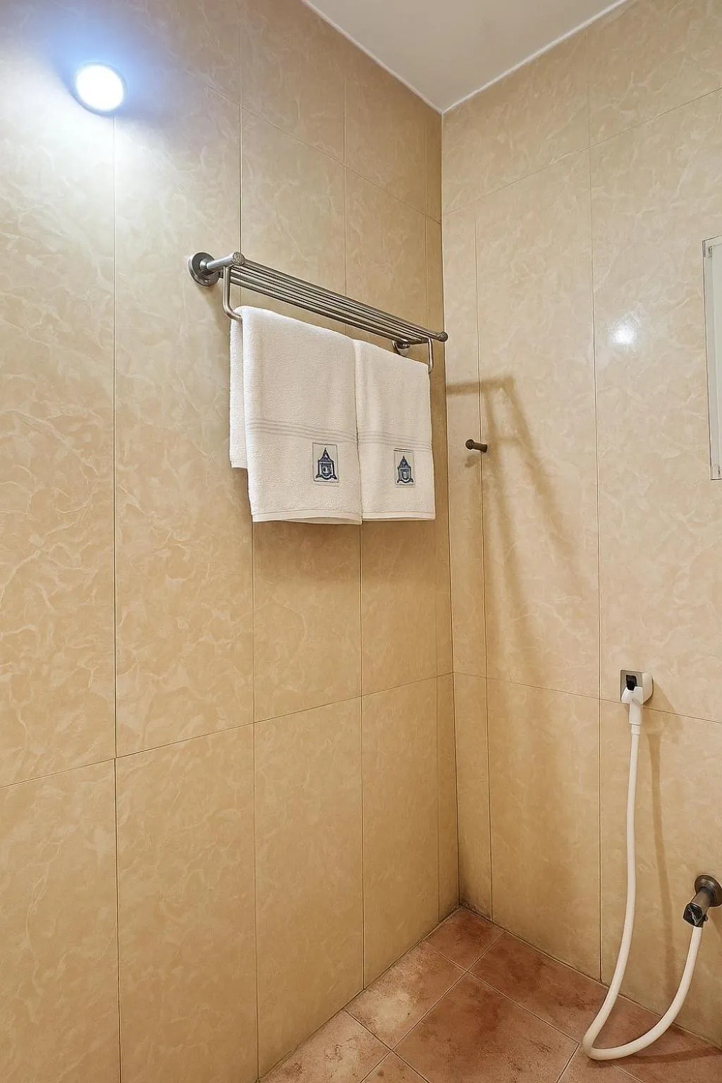 Shower in Comfort Park Inn (Unit of Prohotel)