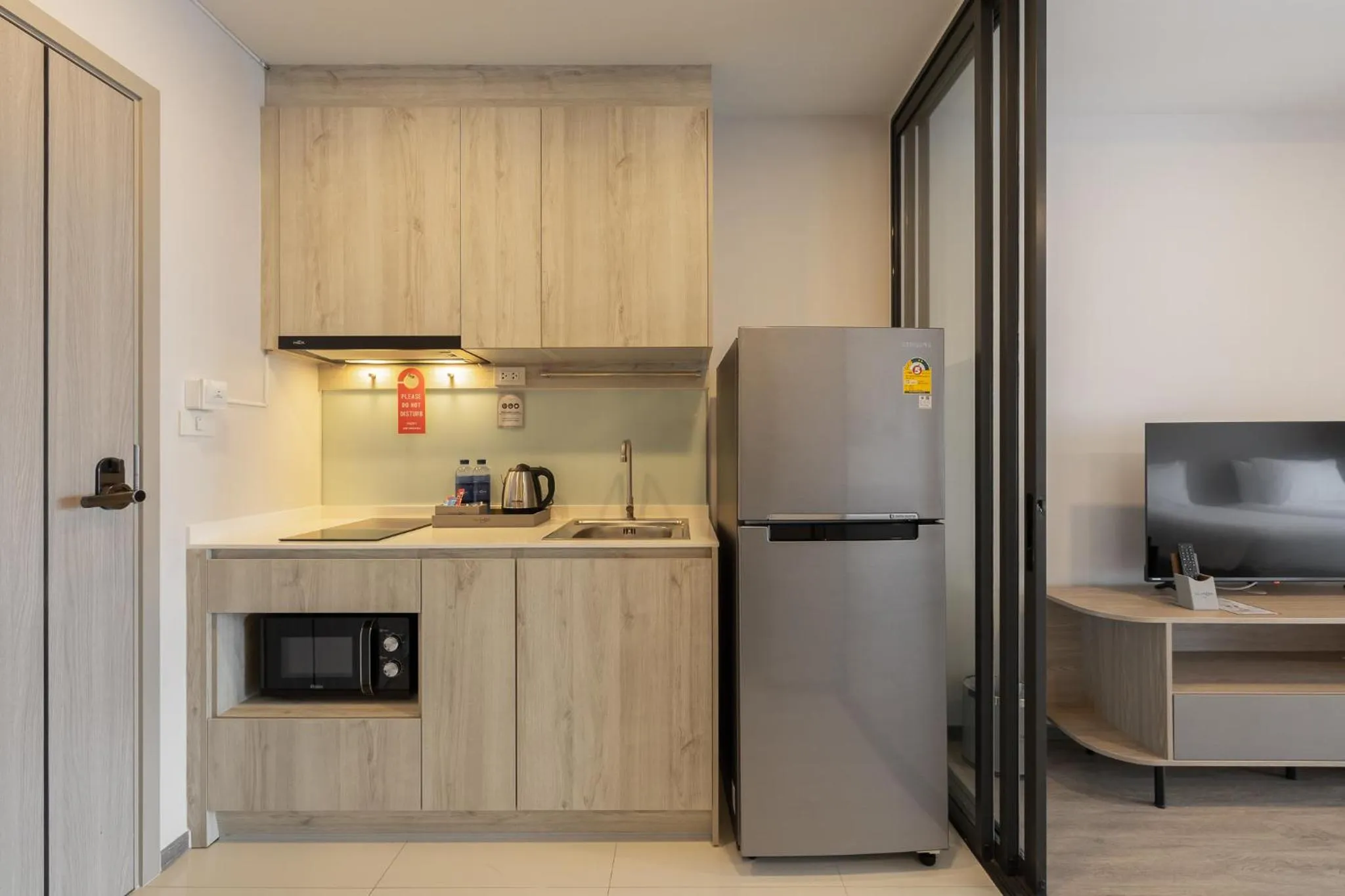 Salaya One Hotel & Service Apartment