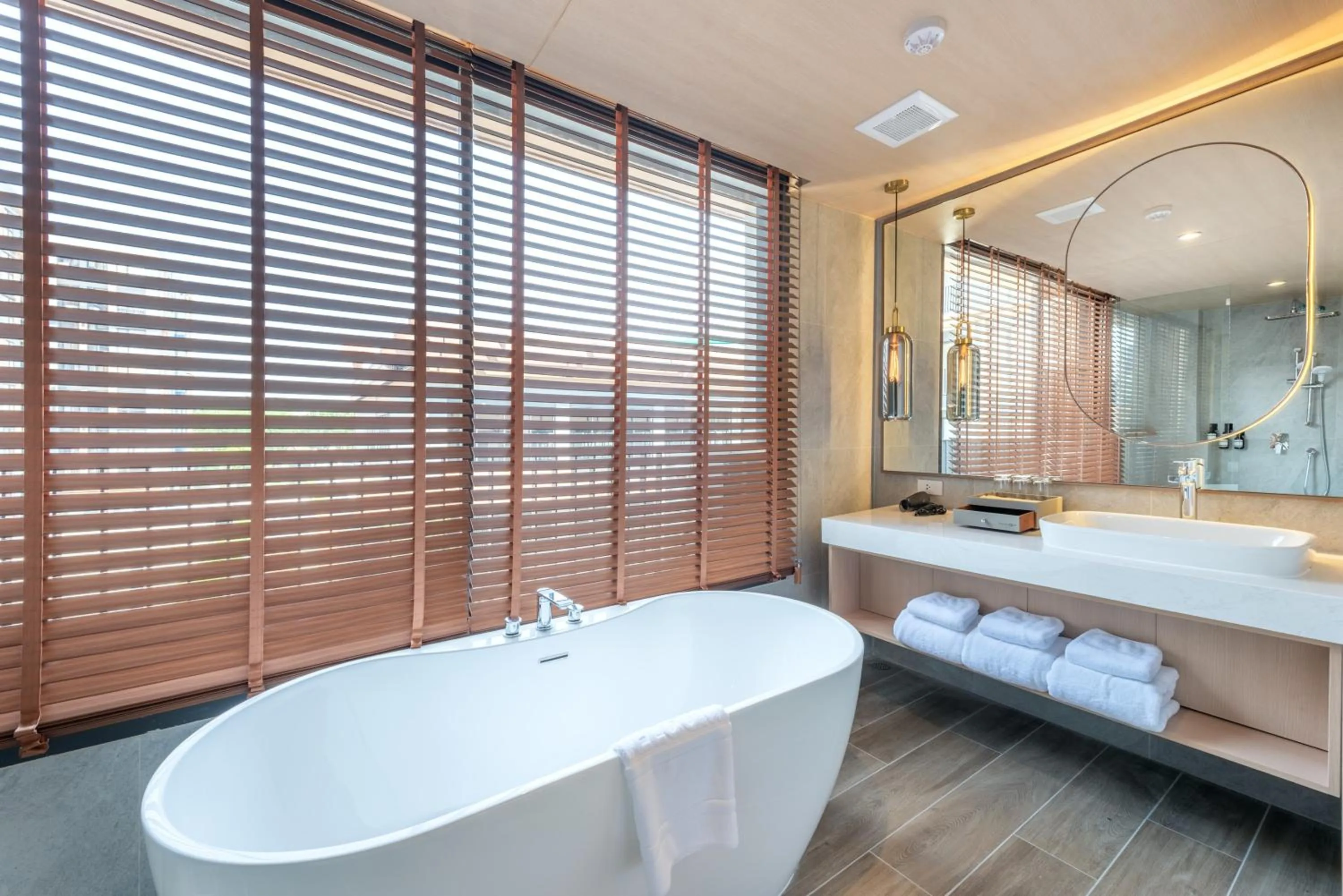 Salaya One Hotel & Service Apartment