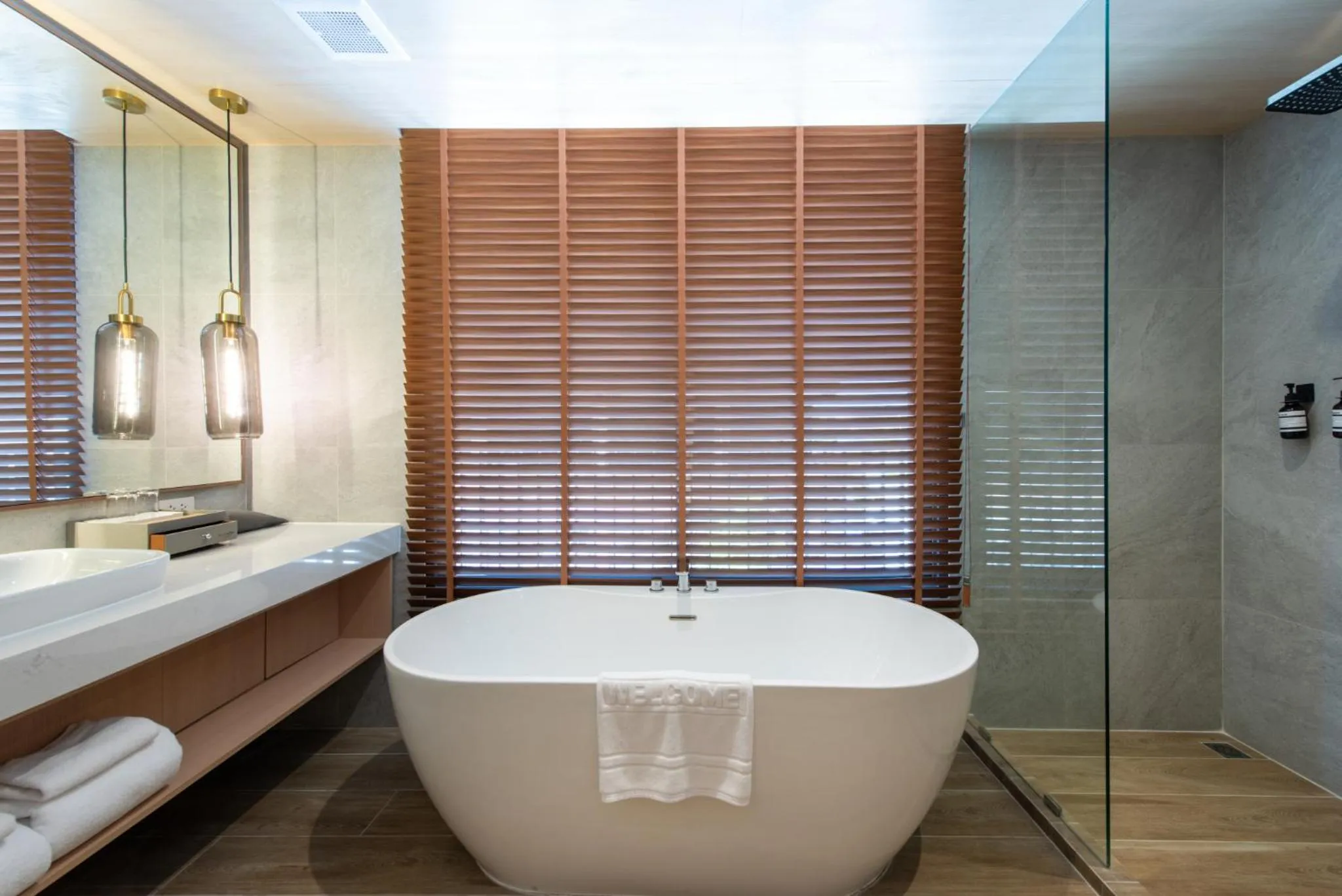 Salaya One Hotel & Service Apartment